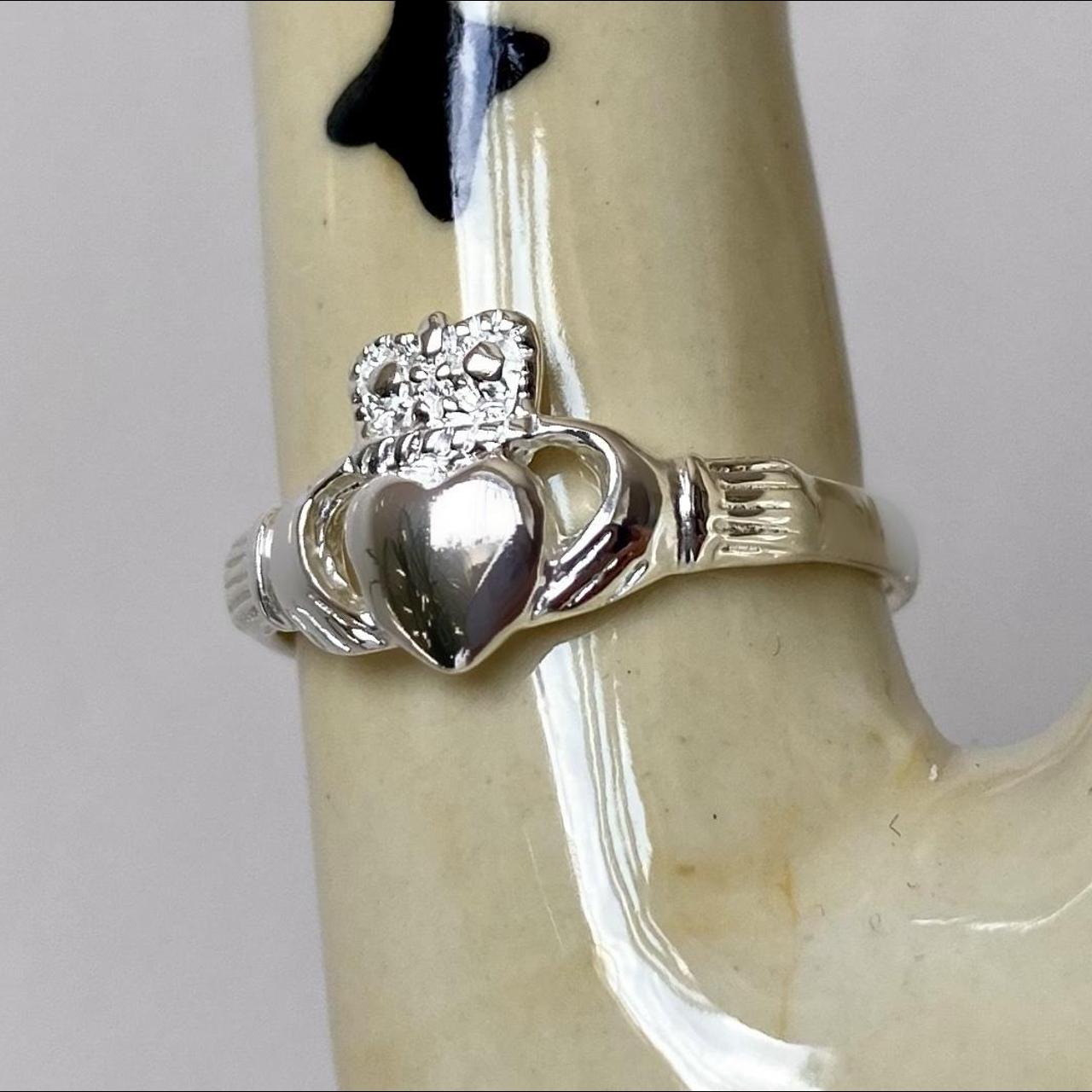 item listed by territory_jewellery