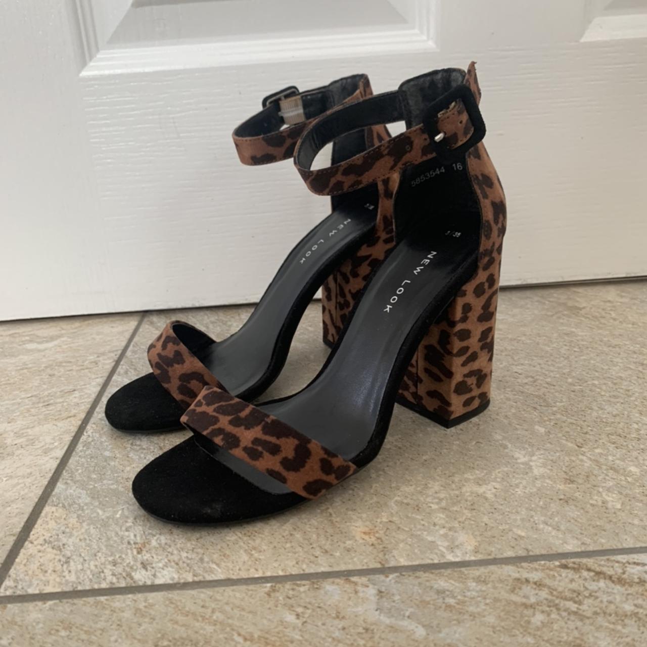 New LC Lauren Conrad womens size XL 11 Animal Print Sandals brown flat  slide | eBay