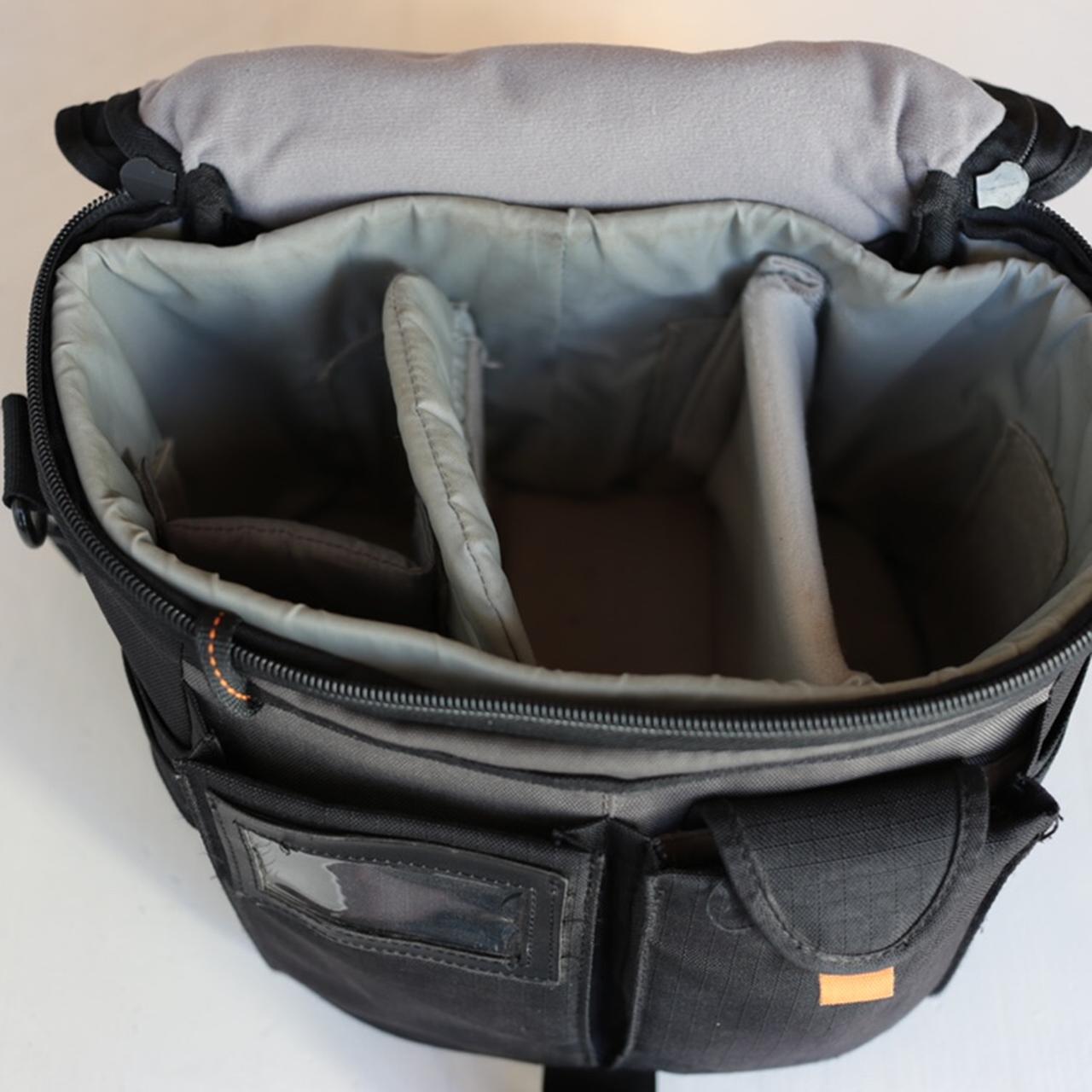 Vendo Borsa A Tracolla Della Lowepro Super Depop