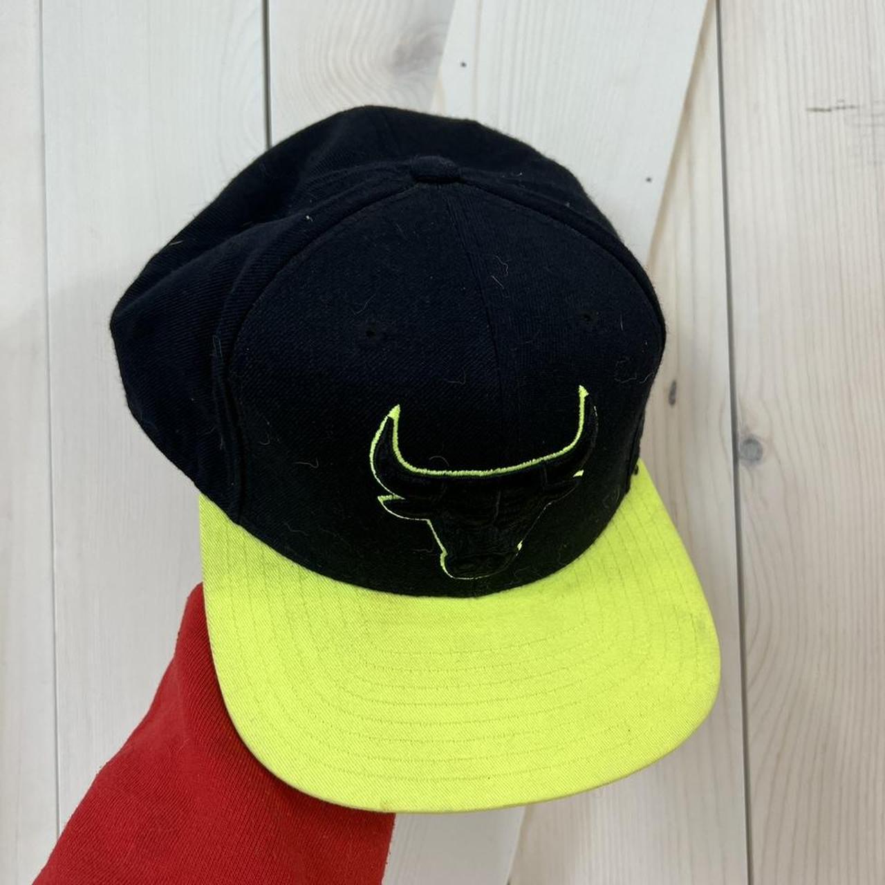 RARE~Chicago Bulls Adidas Originals Trefoil Black and Neon Green Snapback  Hat