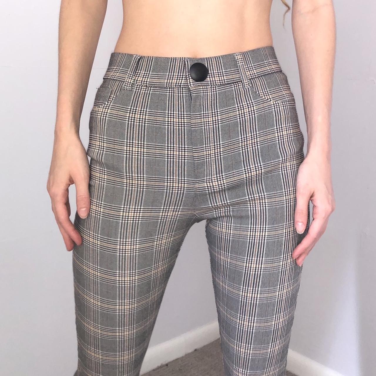 Zara checkered pants, Women's Fashion, Bottoms, Other Bottoms on Carousell