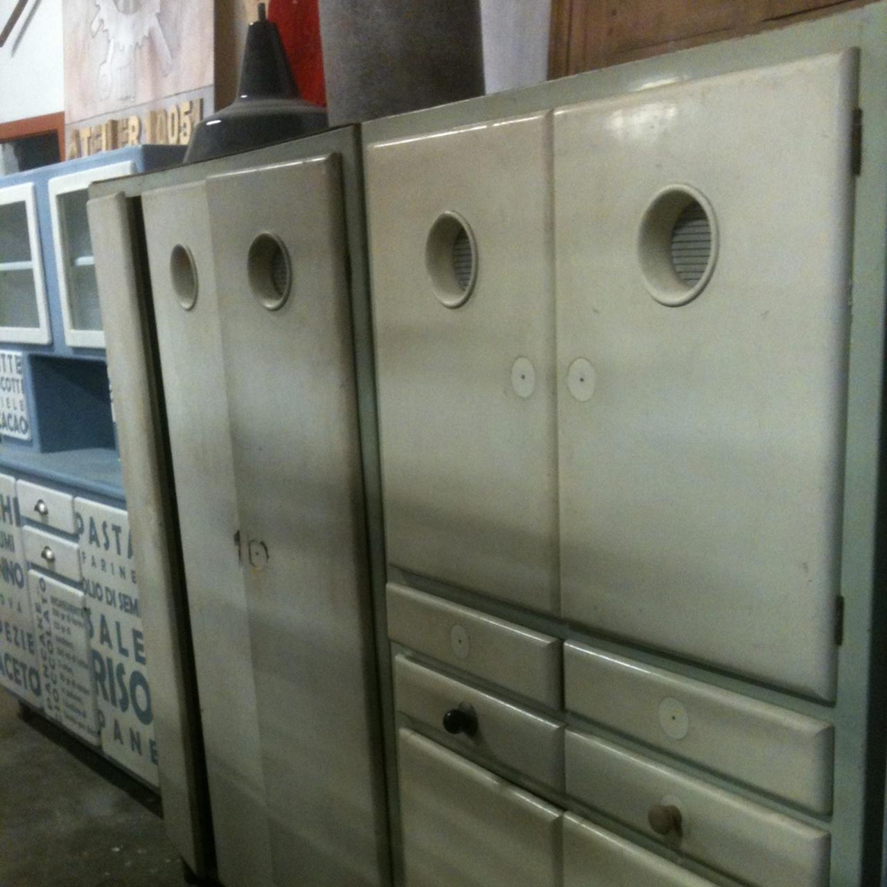 Credenza da cucina anni '50 e '60 da Restaurare(... Depop