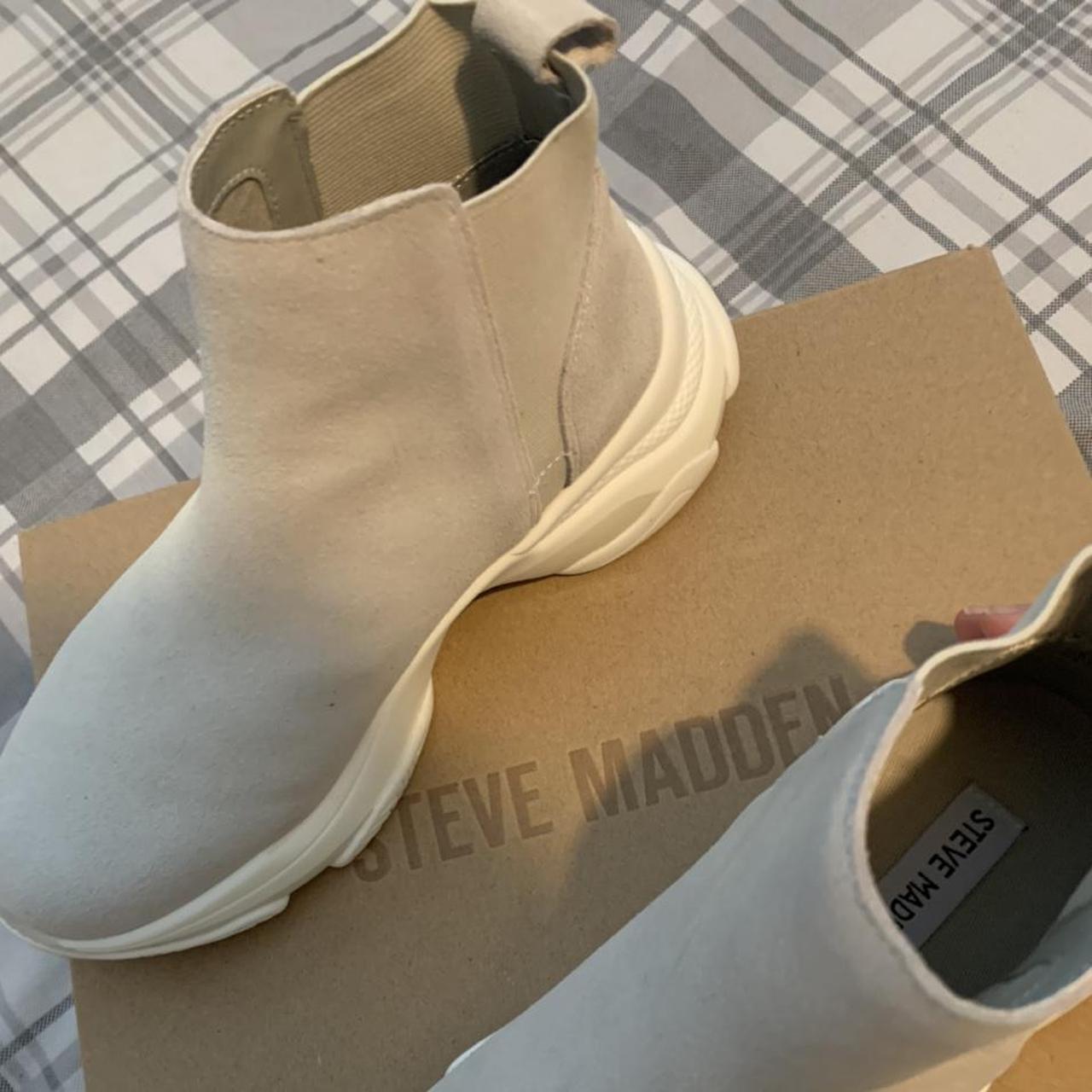 steve madden grey suede boots