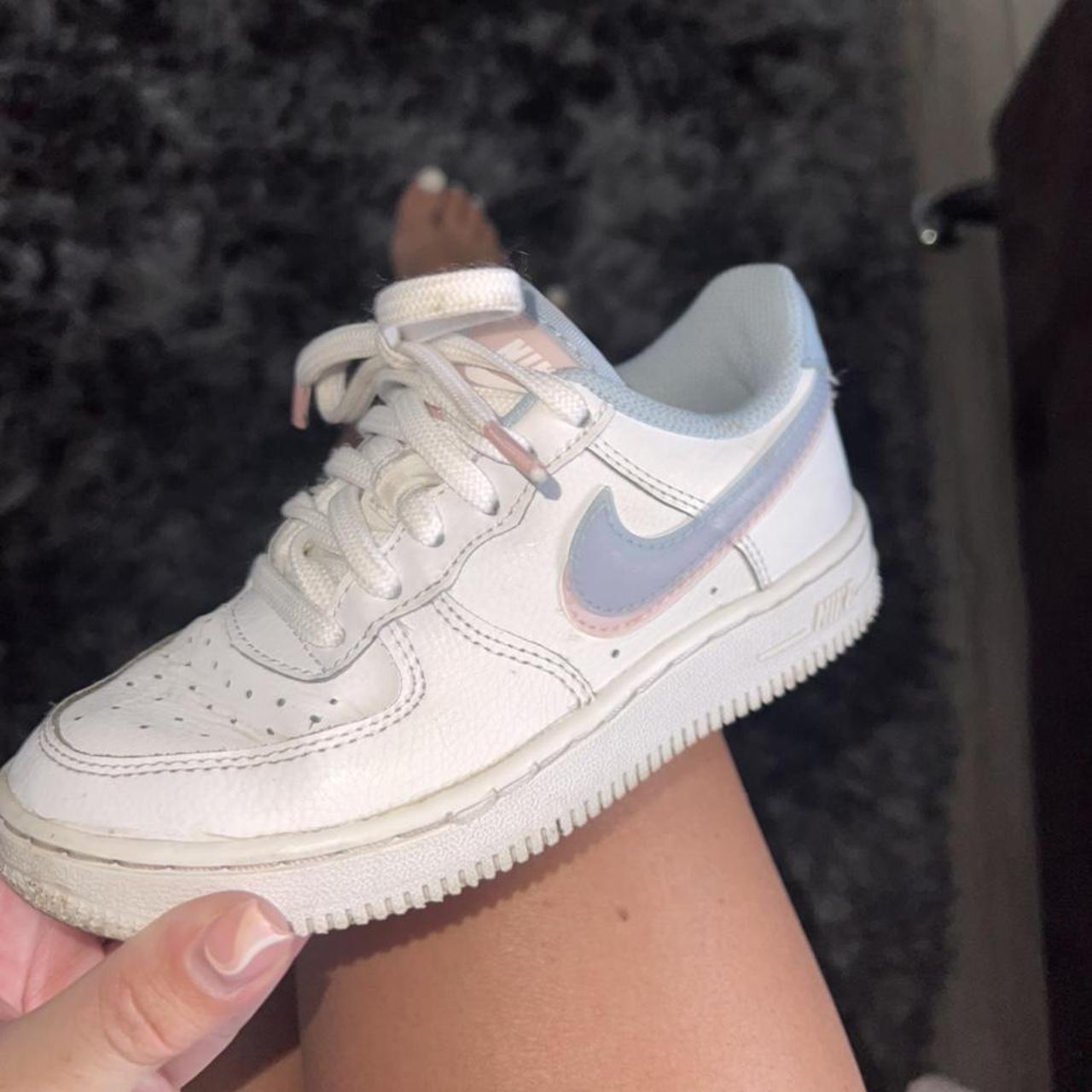 nike-white-trainers-depop