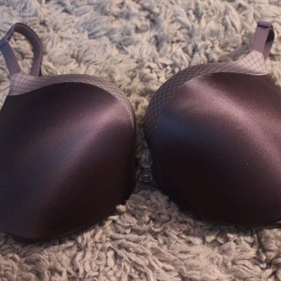 Victoria's secret purple lace bra 34DD, push up - Depop