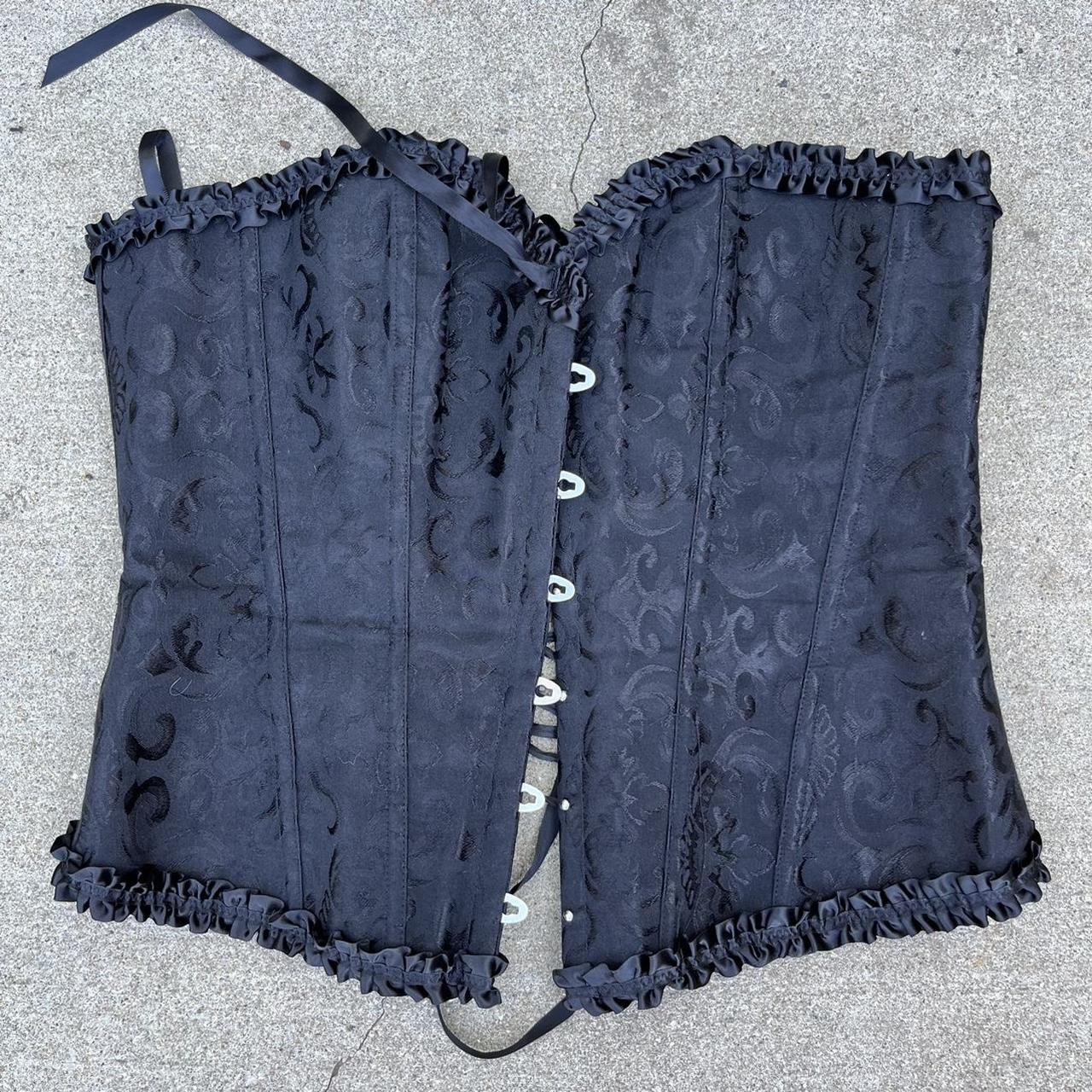 Black lace corset sz 2XL ️ Shipping $4.05 (i ship... - Depop