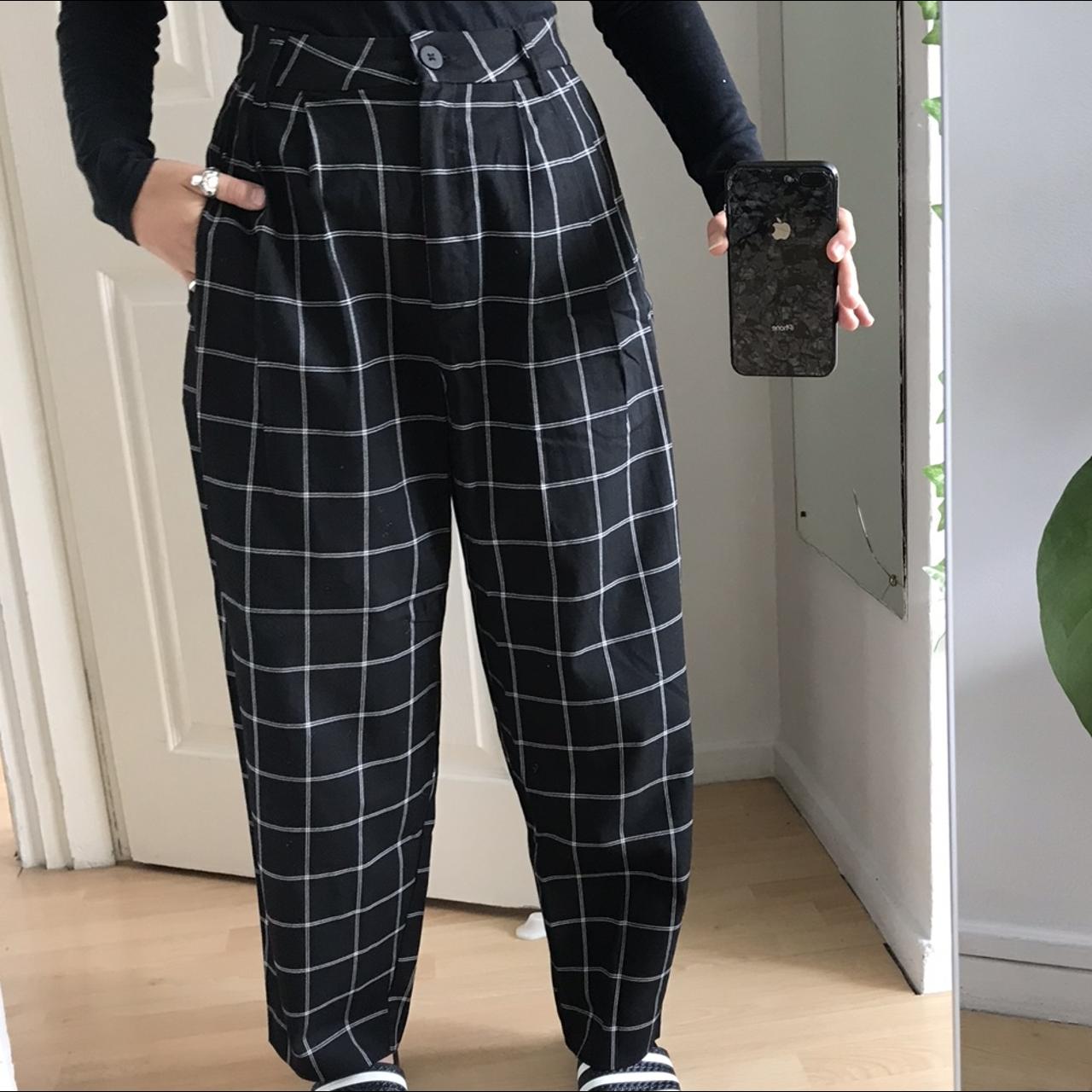 Women's Black and White Trousers | Depop