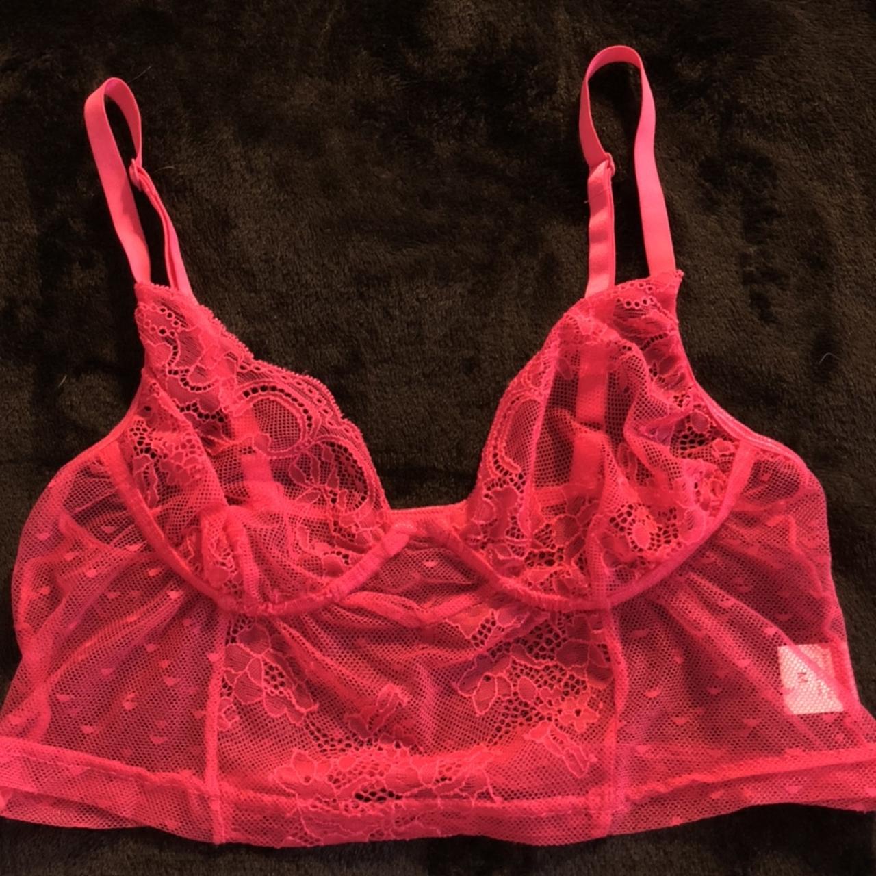 super cute y2k hot pink lace bralette •worn - Depop