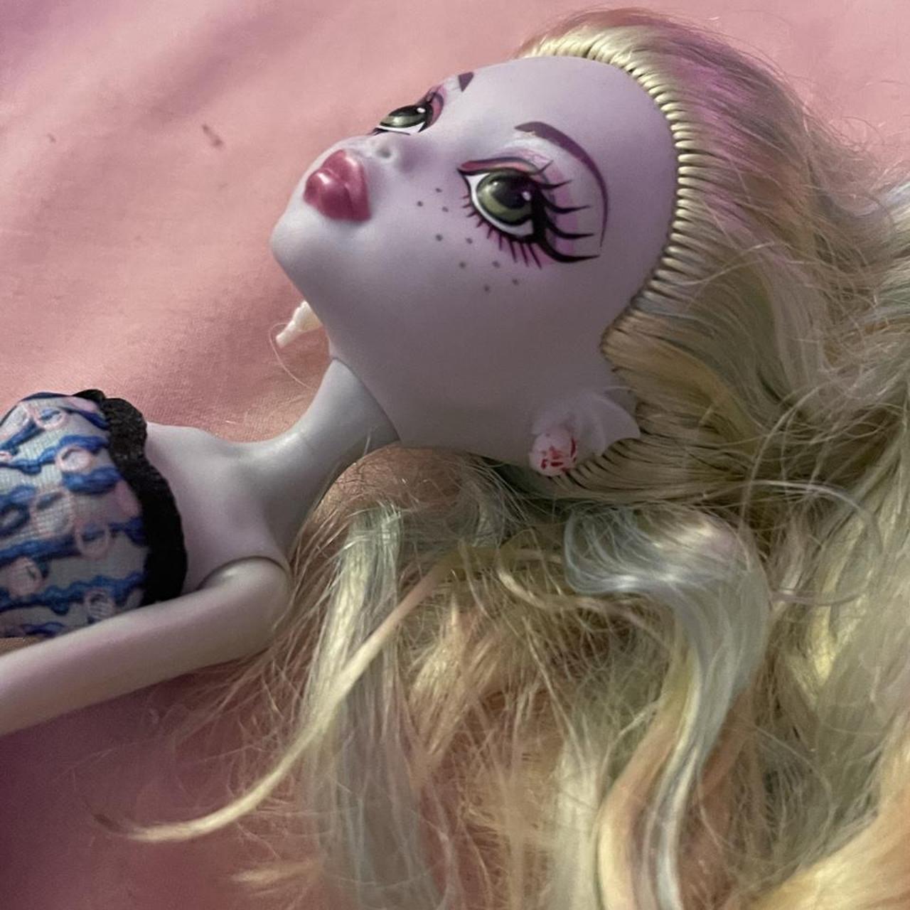 Monster High - Dot Dead Gorgeous Lagoona Blue | Depop