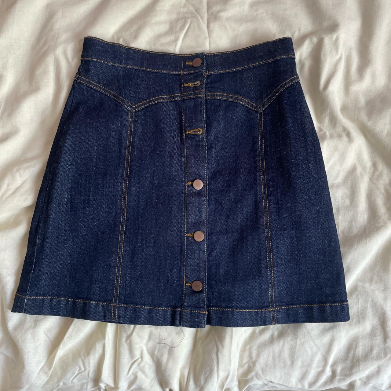 H&M Women's Navy Skirt | Depop