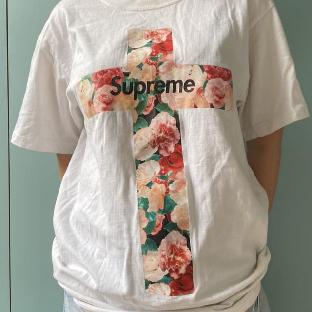 supreme nyc floral cross t-shirt , LARGE, posted for a