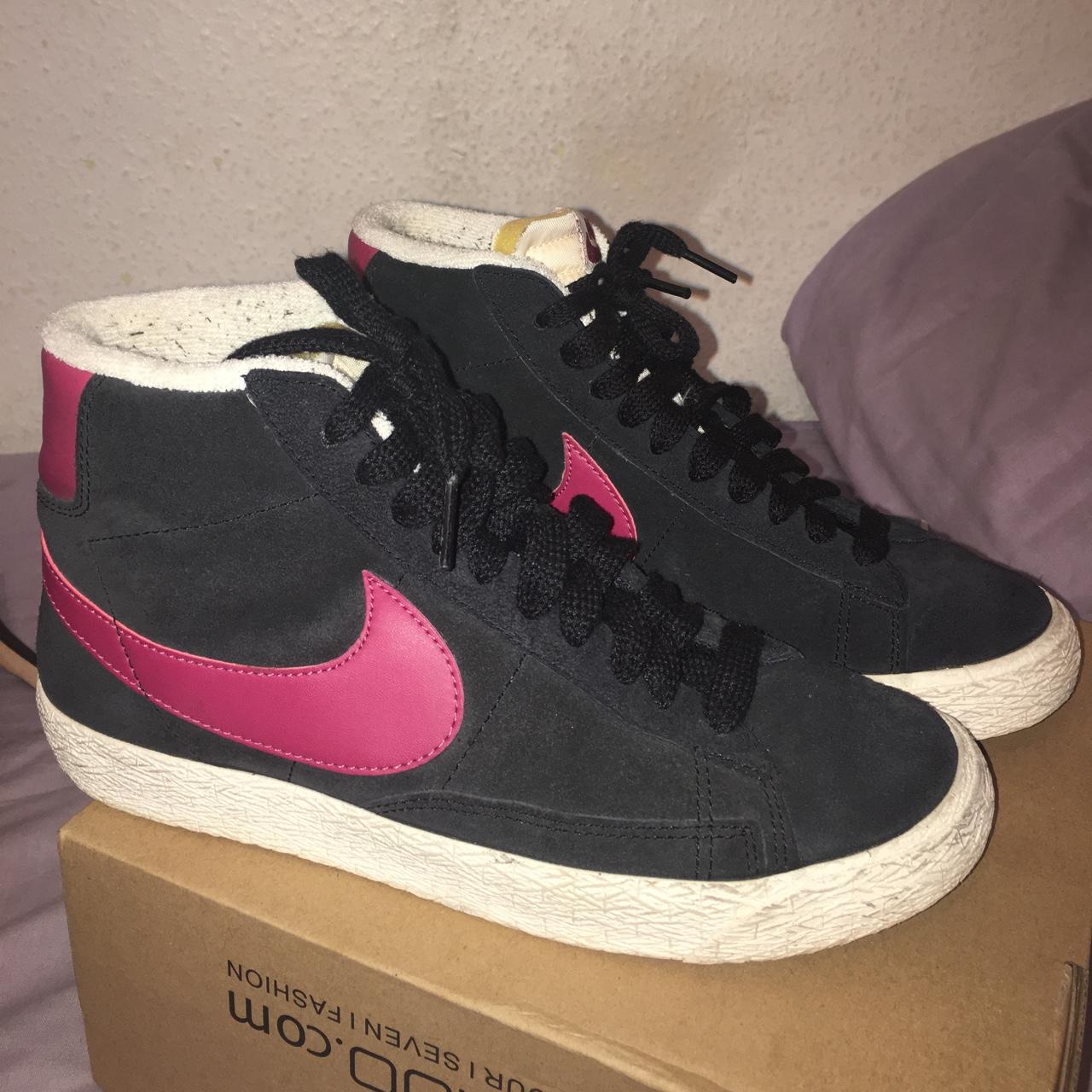 black and pink nike blazers