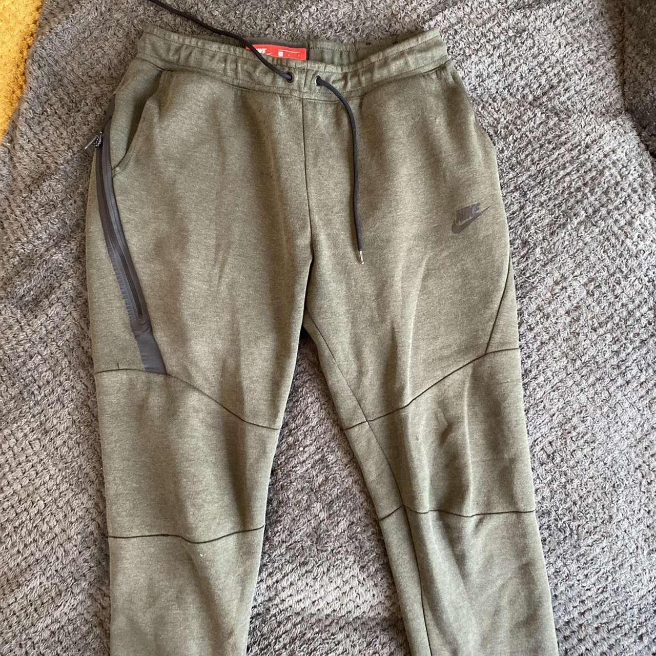 Nike Men's Khaki Joggerstracksuits Depop