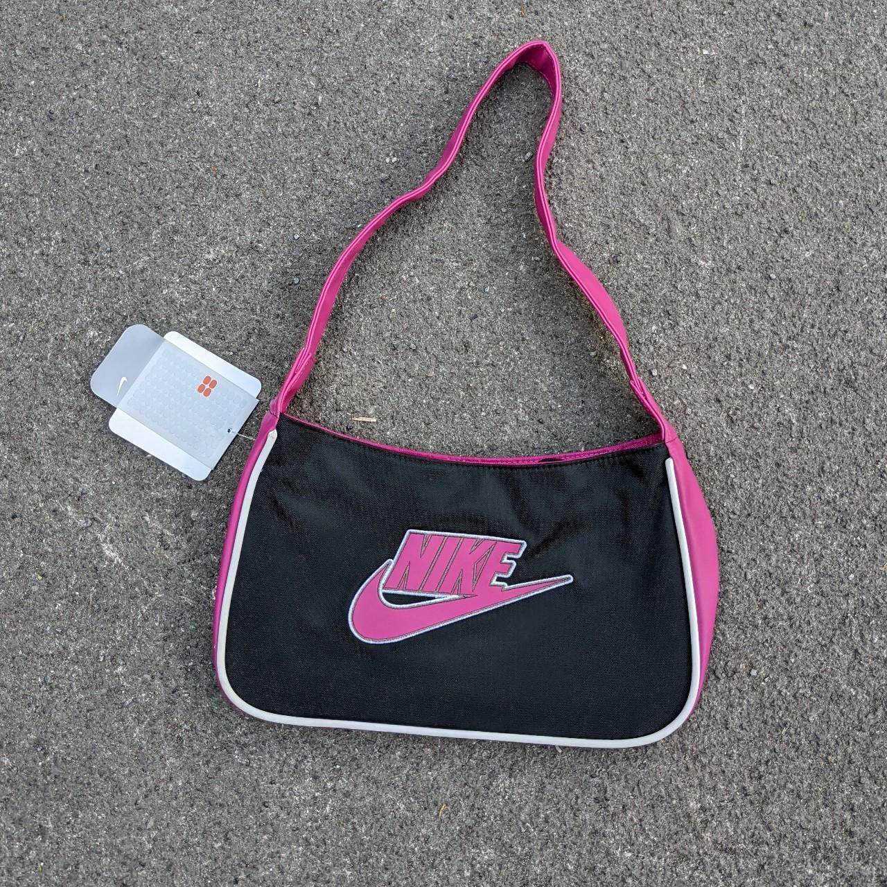 Nike Women's Pink and Black Bag | Depop