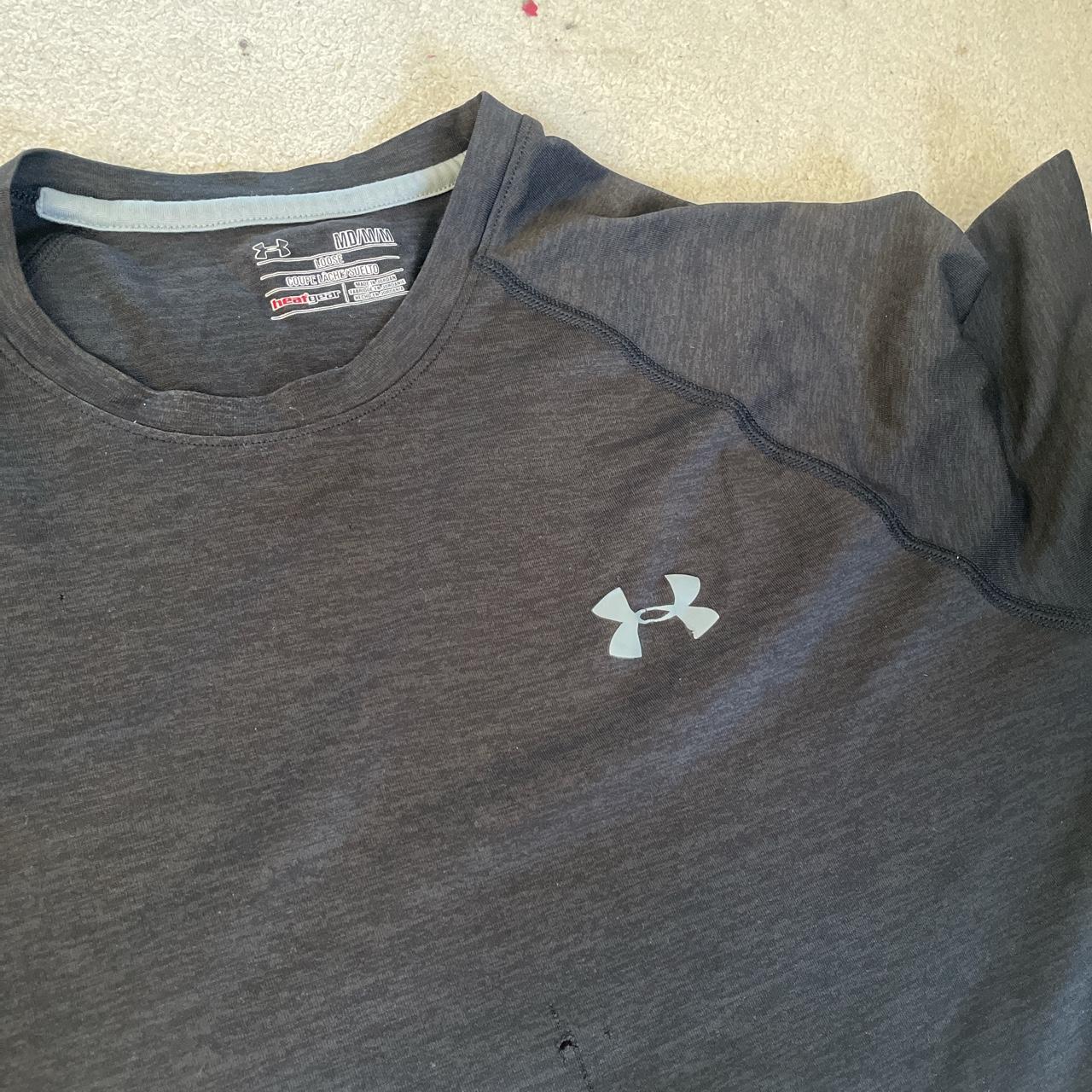 Under armour t shirt. Slight hole on front £5 loose... - Depop