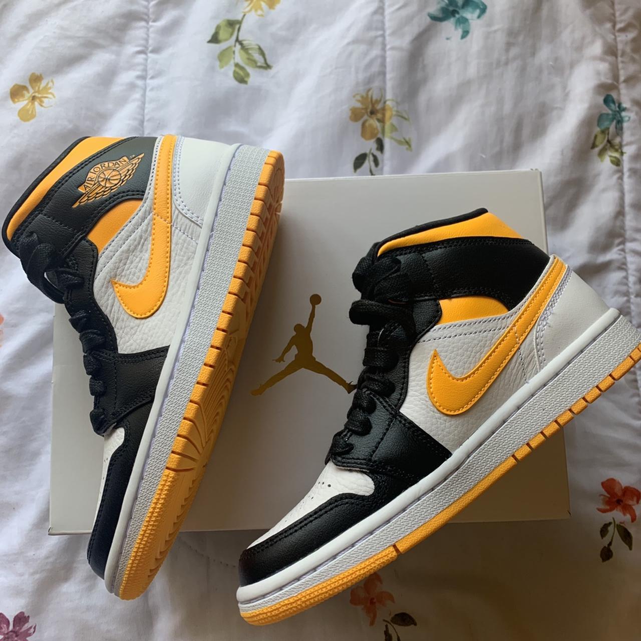 Air Jordan 1 mid retailer laser orange