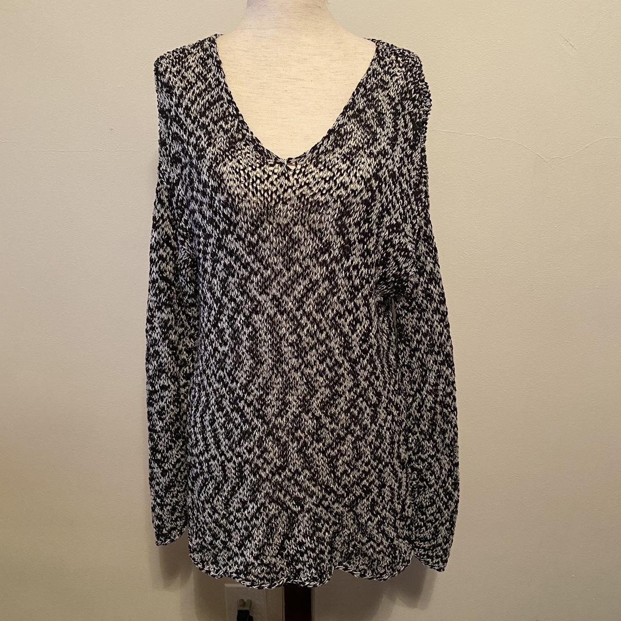 Women's Black and Grey Blouse | Depop