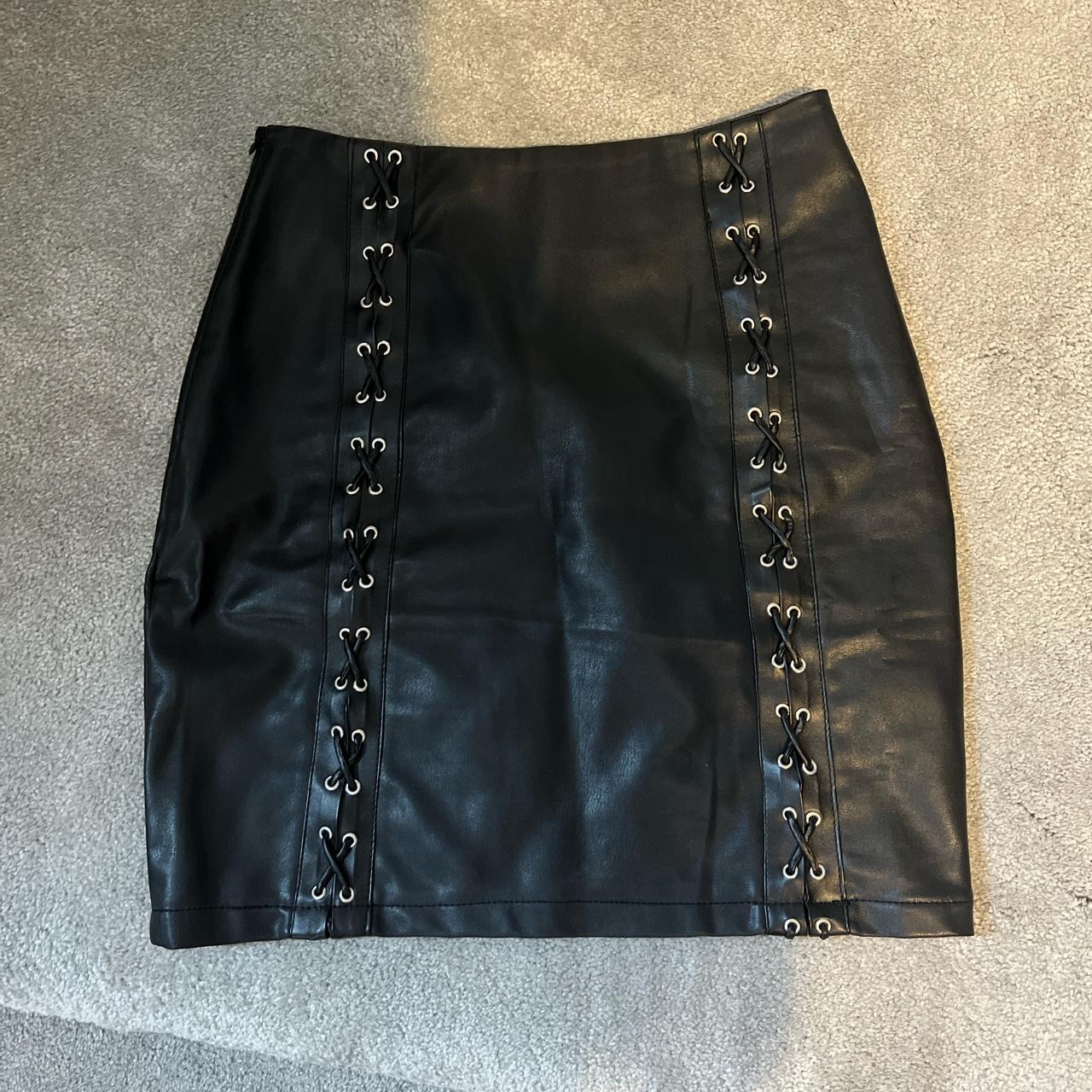 Women S Black Skirt Depop