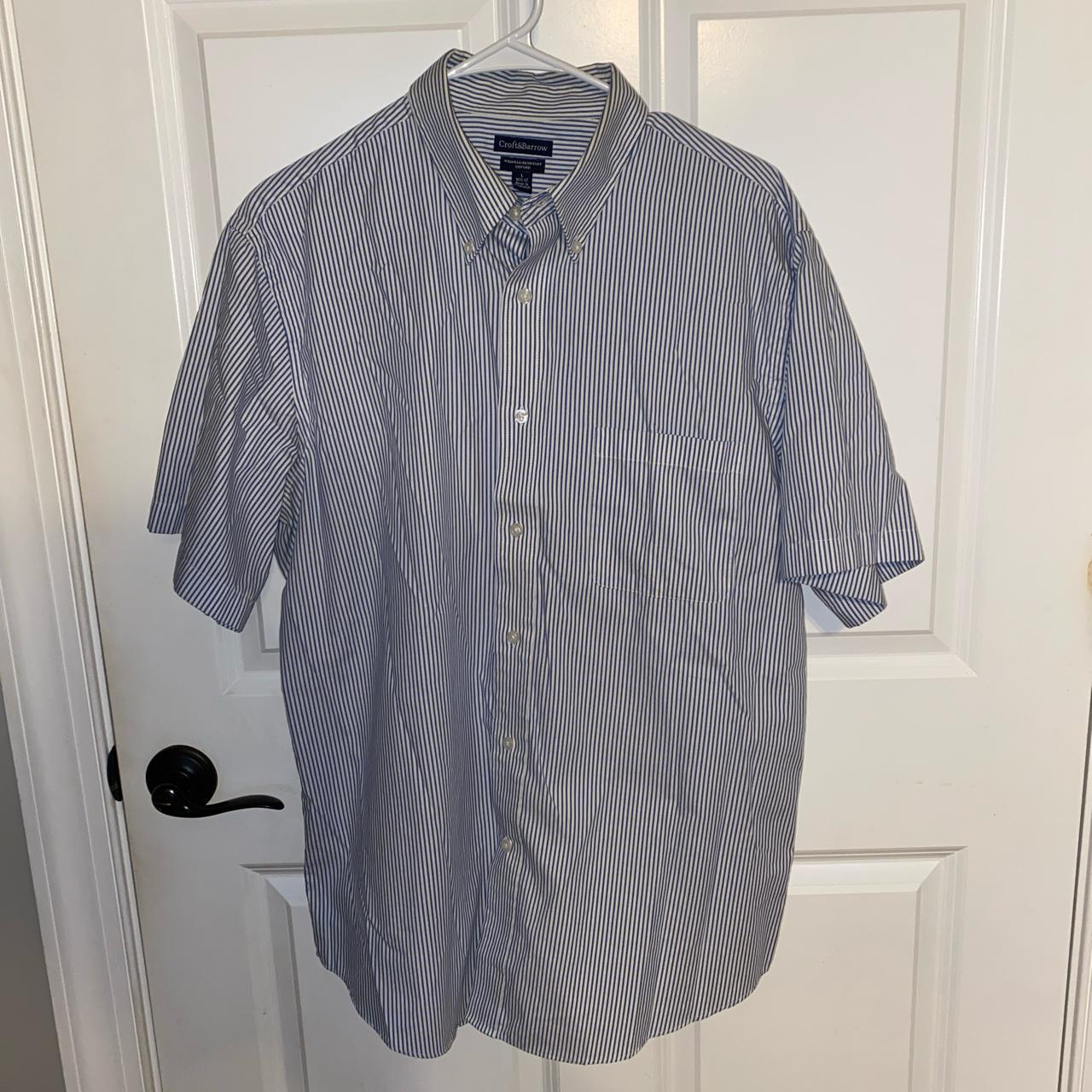 Croft & Barrow mens short sleeve button up. In great... - Depop