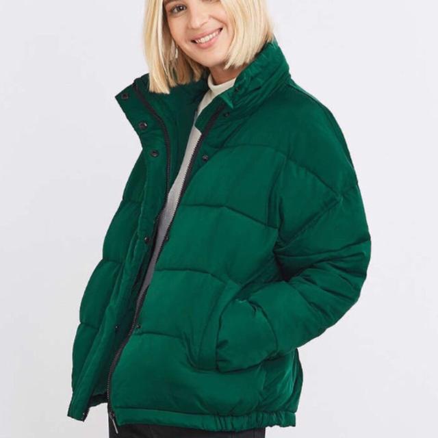 green puffer jacket urban outfitters