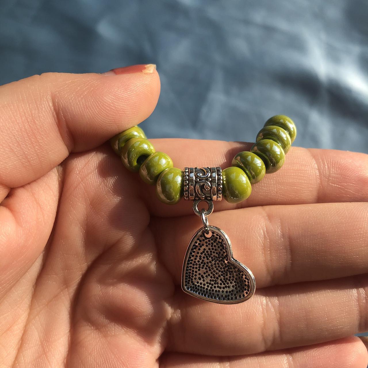 Women's Green and Silver Jewellery (3)