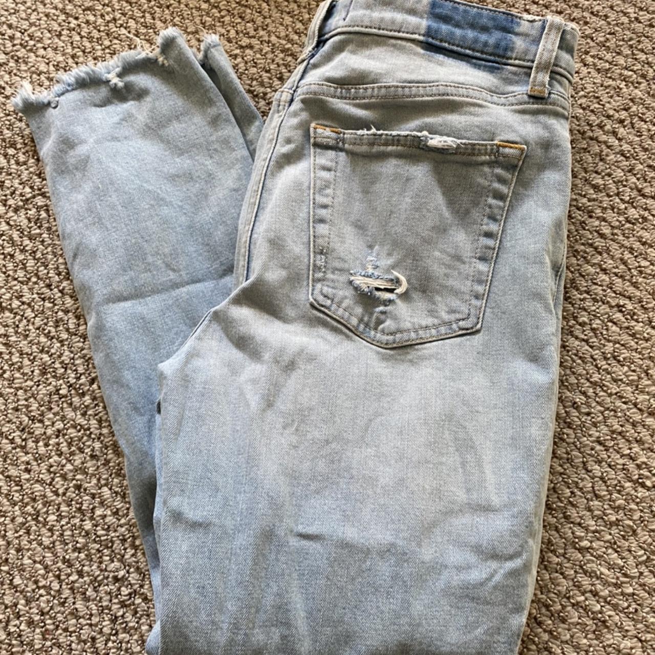 Light wash Abercrombie jeans! Simone slim great... Depop