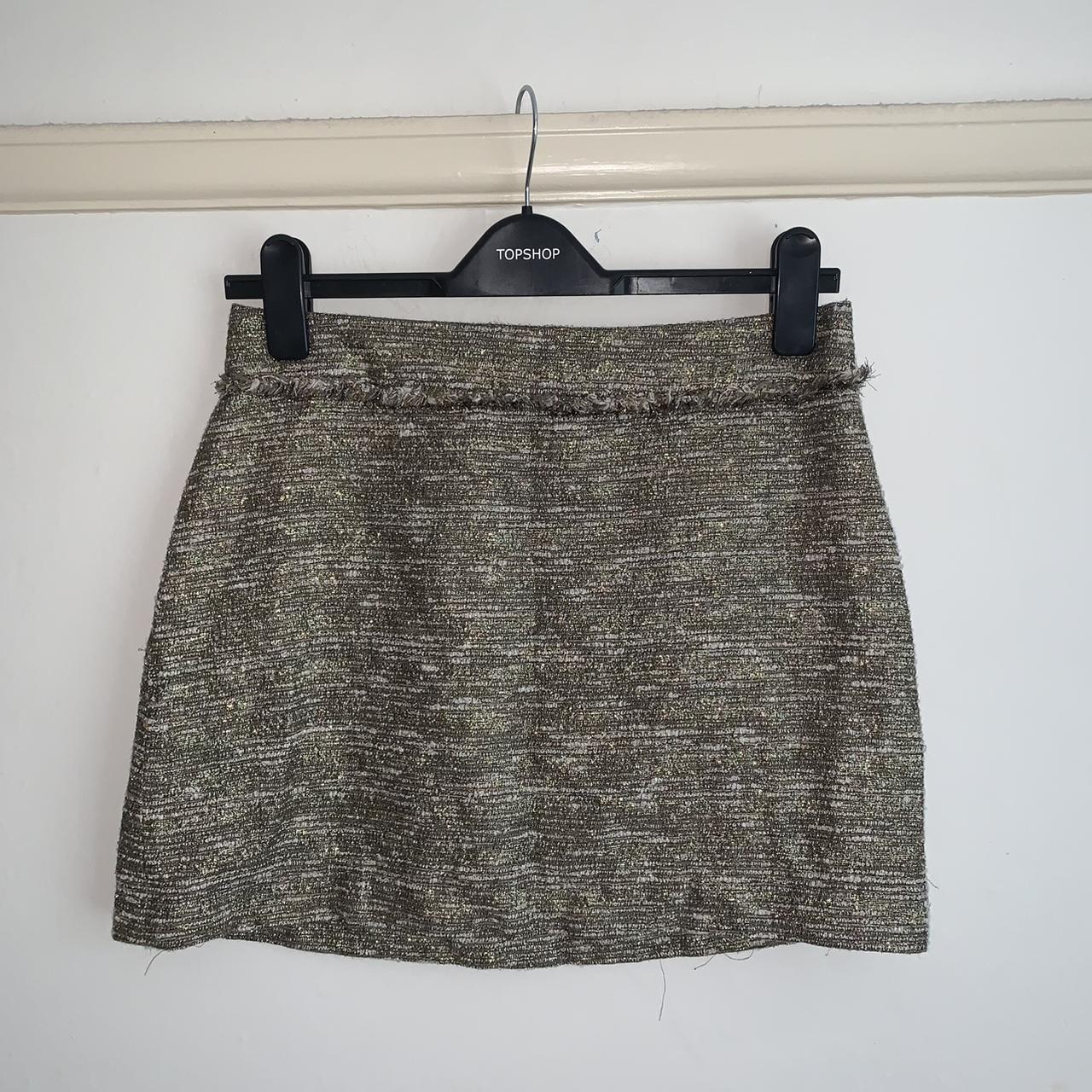 Zara gold tweed mini skirt great condition size M - Depop