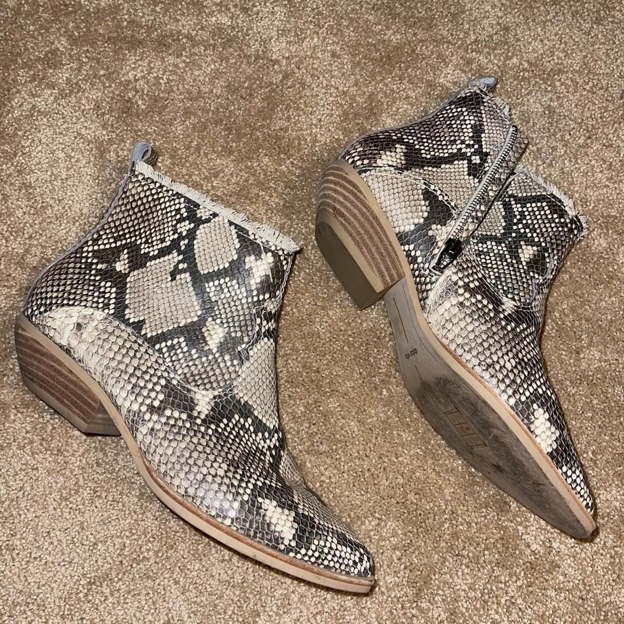 dolce vita snake boots