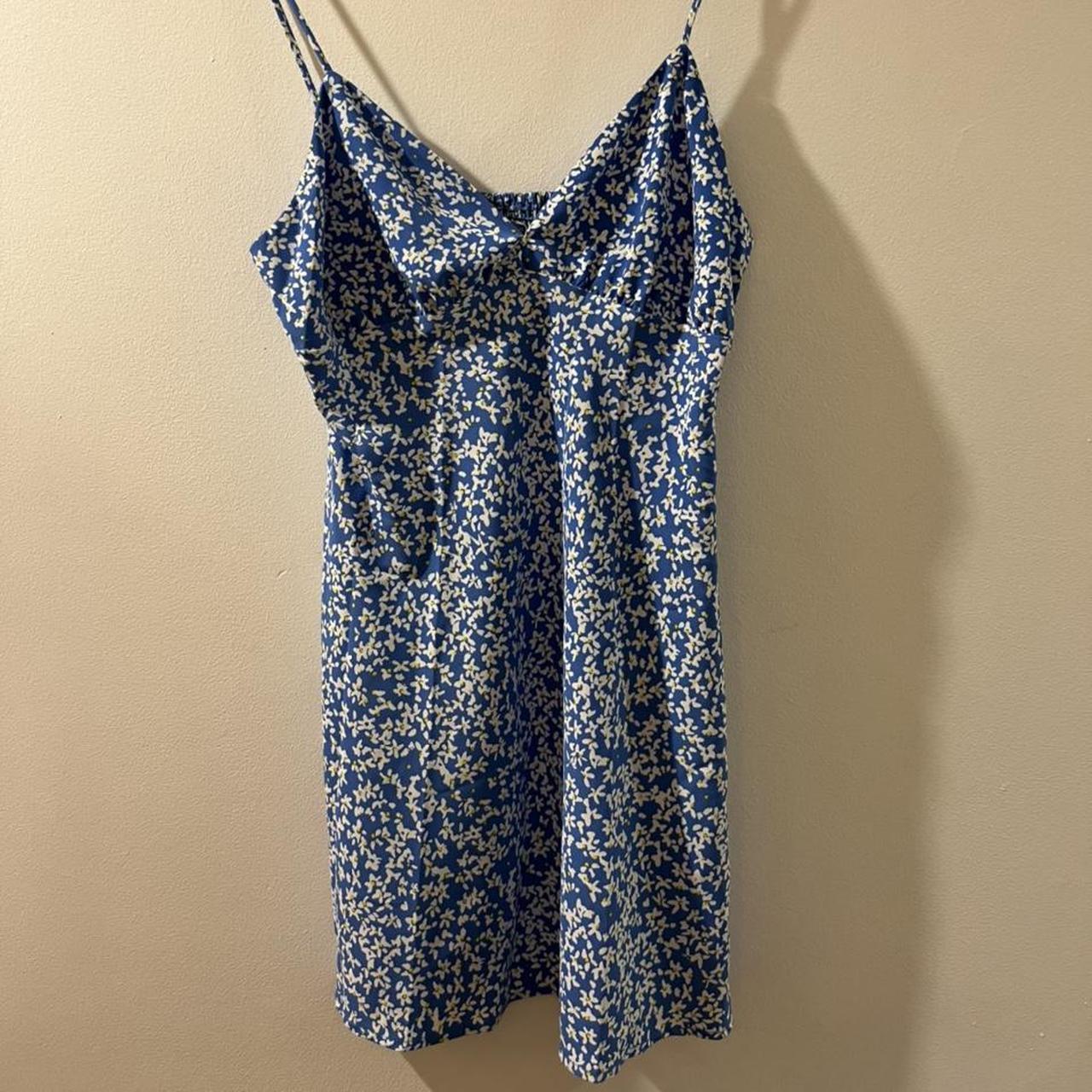 Zara blue and white floral mini summer dress size... Depop