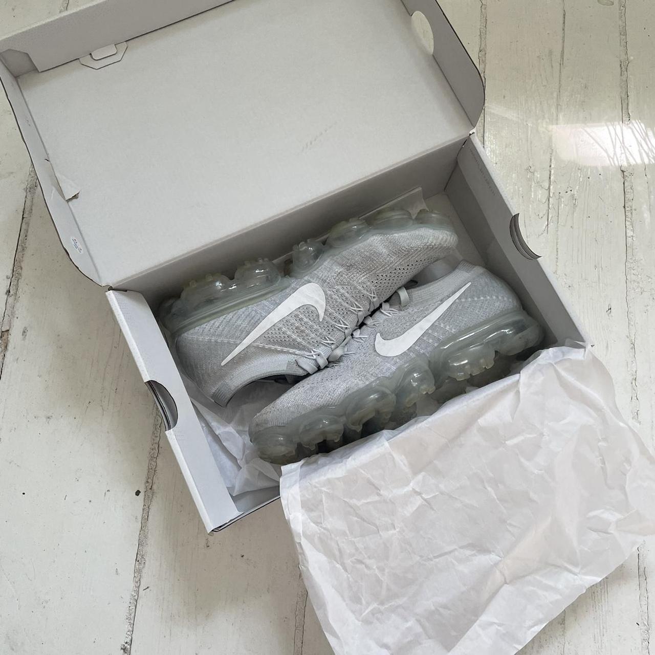 Vapormax hot sale flyknit size