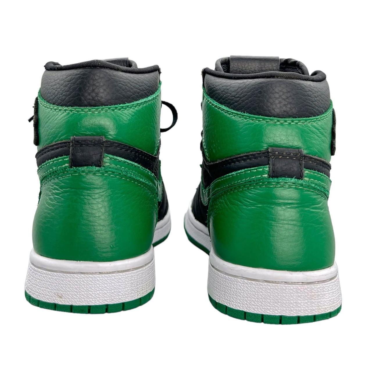 Jordan Women's Green and Black Trainers | Depop