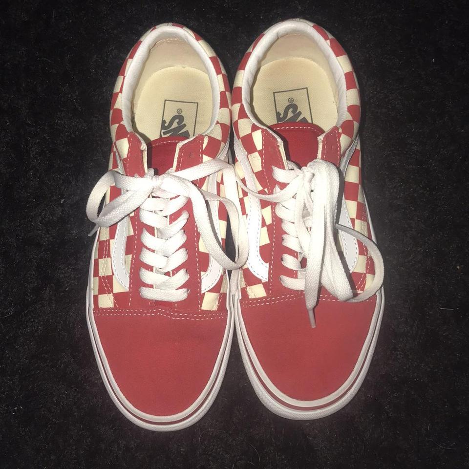 white red checkered vans