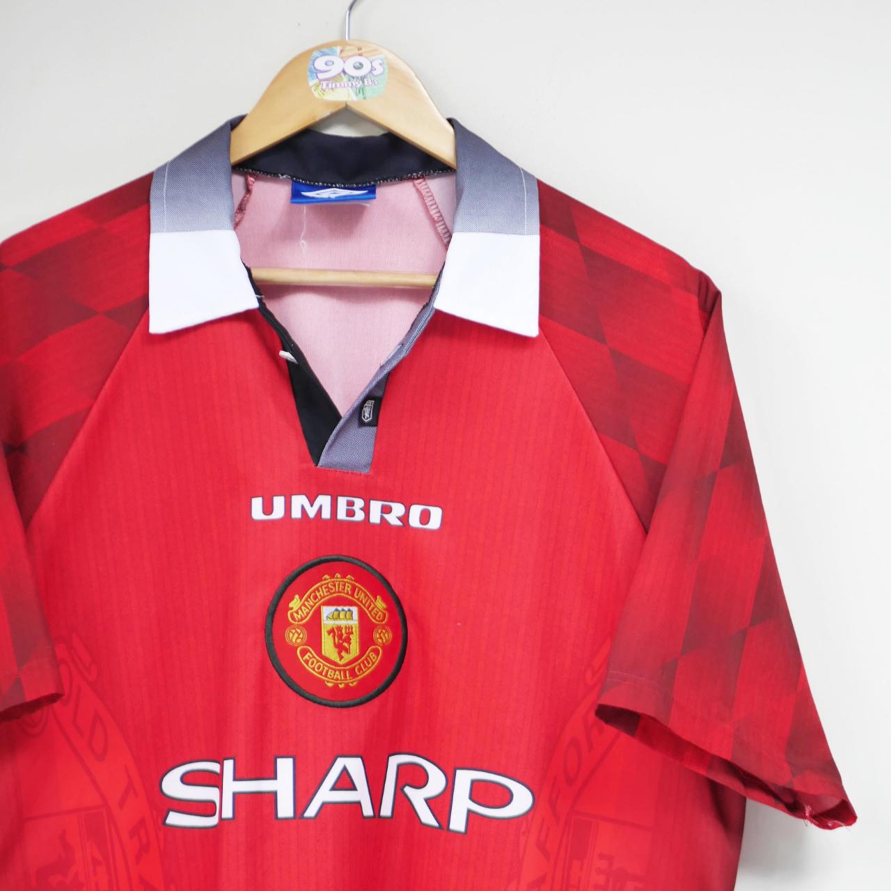 Manchester United Home Kit 96/98 Details: •... - Depop