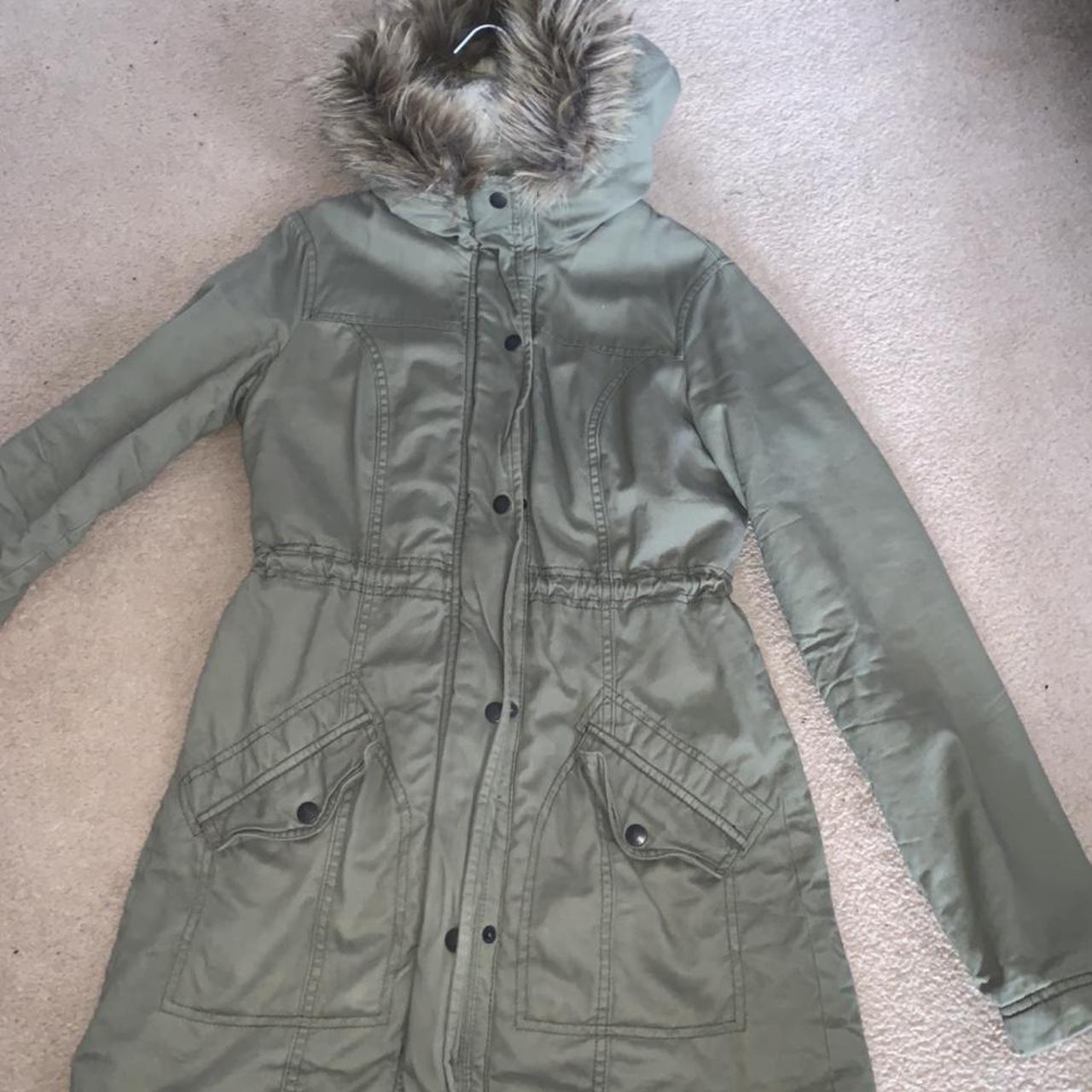 HOLLISTER SHERPA LINED PARKA COAT // WORN FOR ONE - Depop