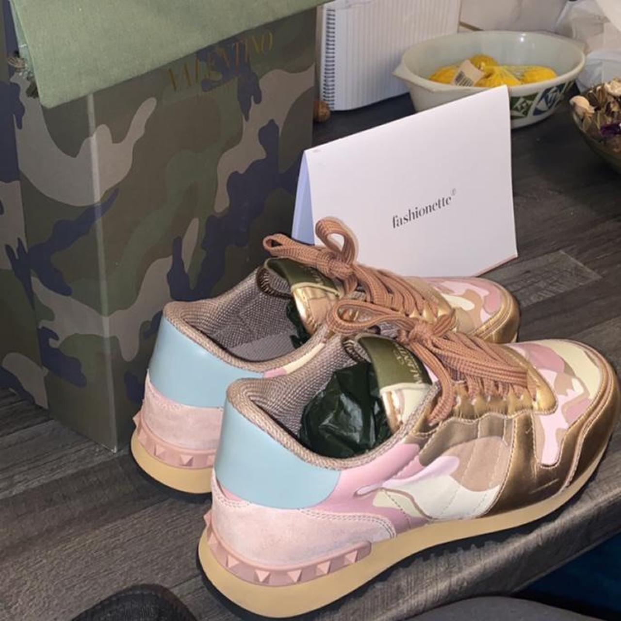 Valentino camouflage sneakers pink sale