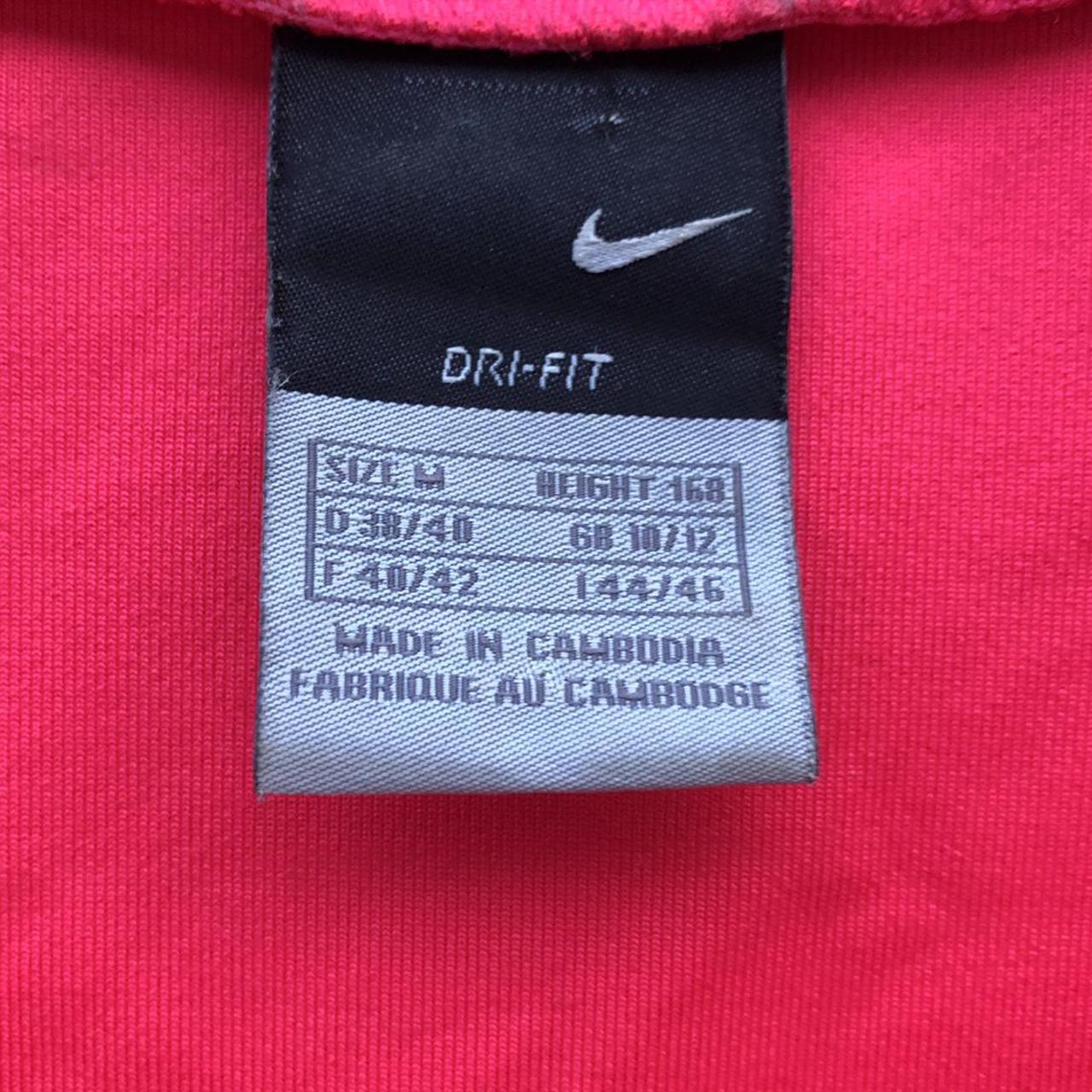 Nike Women's Pink Vest Depop