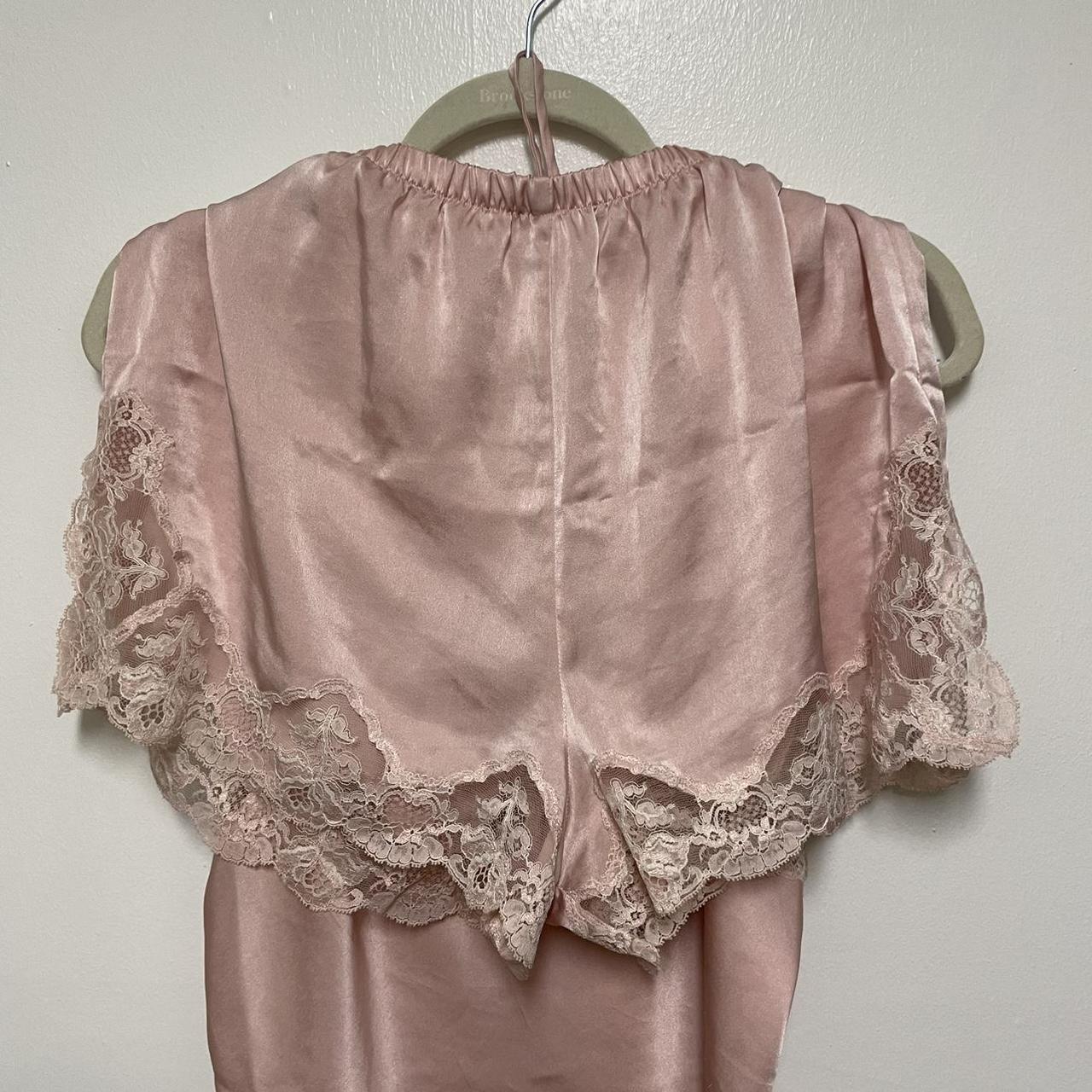 Maison Lejaby Women's Pink Pajamas (3)
