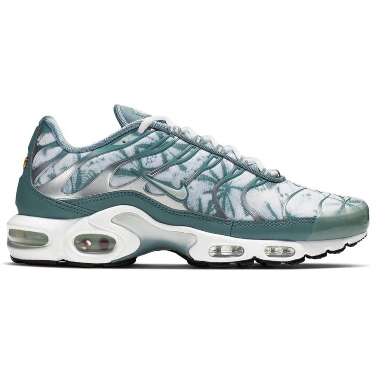 White Tns Silver Green Nike Air Max Plus TN Palm Pack Green Silver