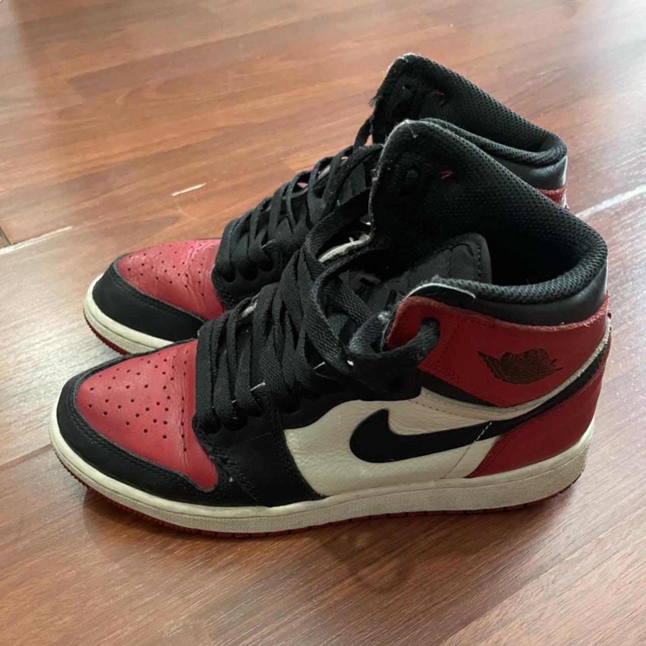 Air jordan retro 1 high outlet og 'bred toe' grade-school