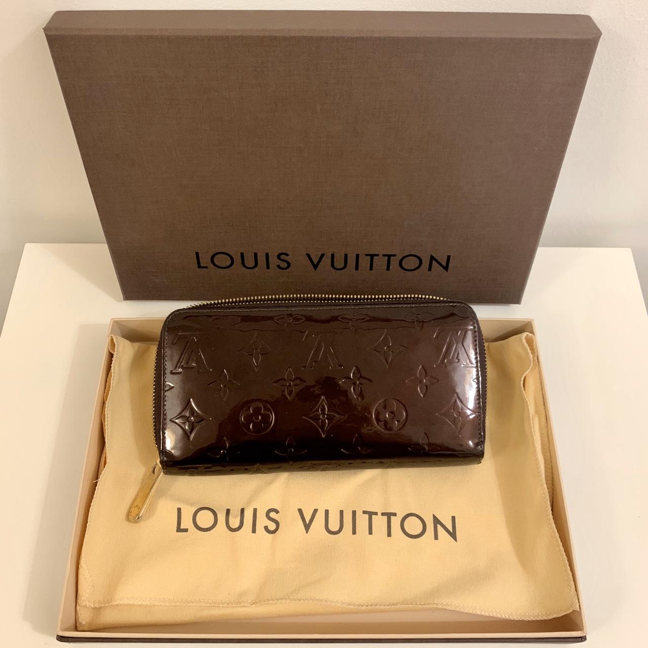 REAL monogrammed Louis Vuitton Zippy wallet! are you - Depop