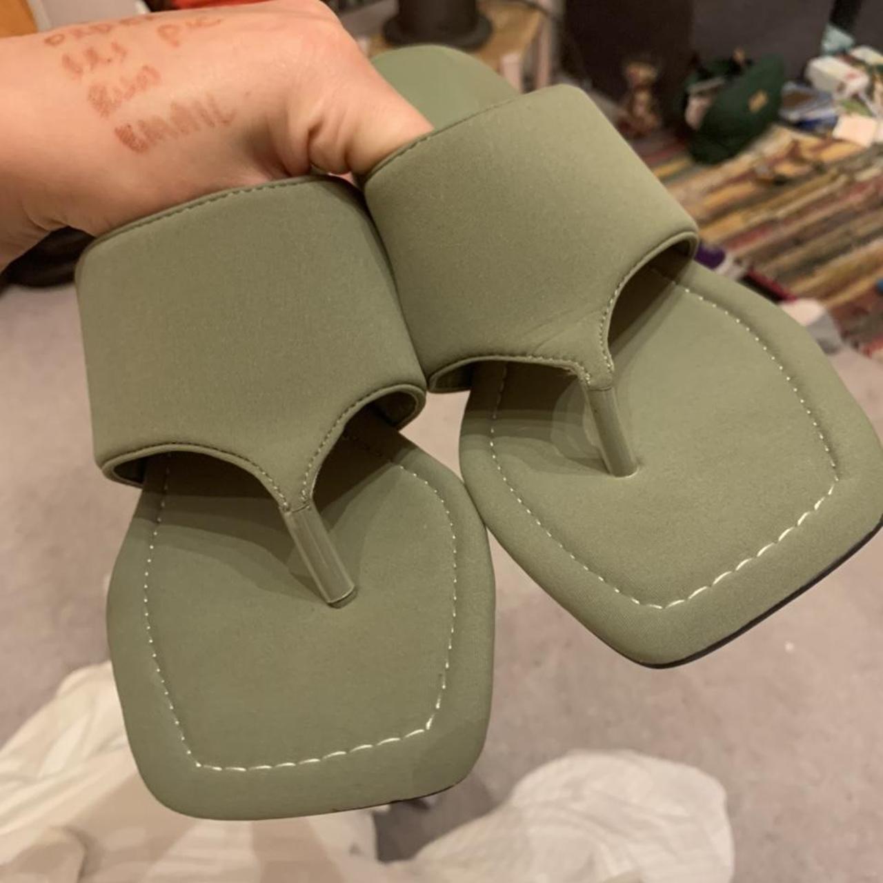 zara flip flop heels