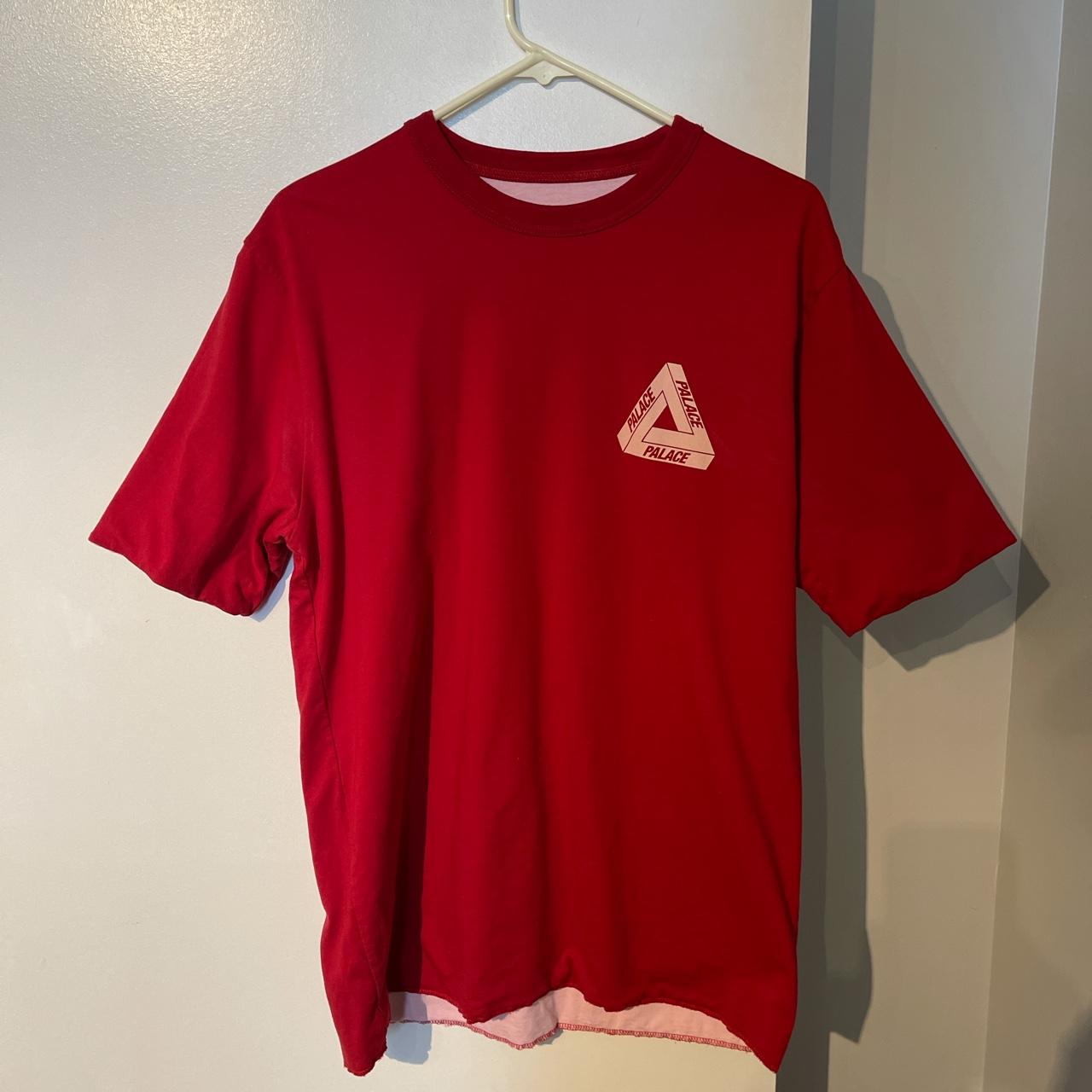 Palace Men's Red and Pink T-shirt | Depop