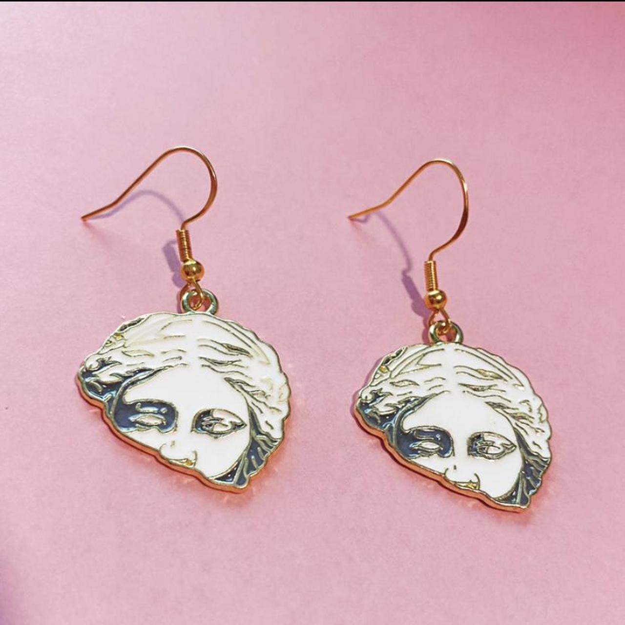 Face Sculpture Earrings → 📏 roughly 1 inch x 1... Depop