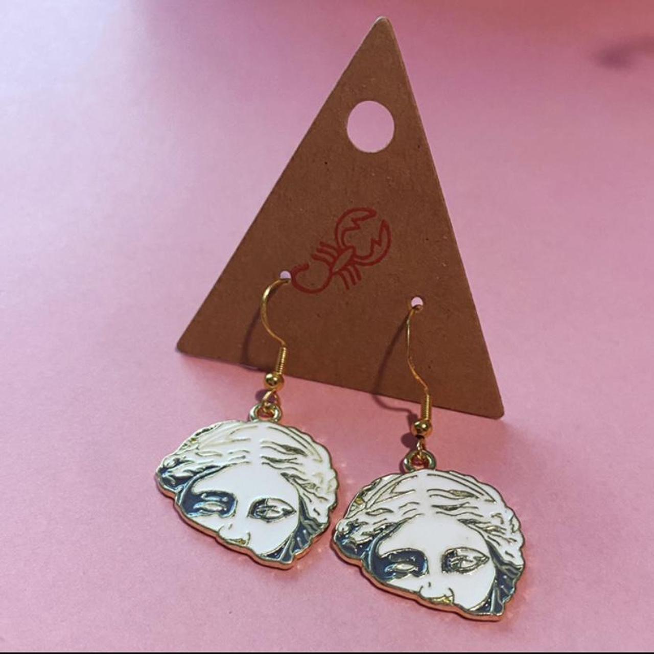 Face Sculpture Earrings → 📏 roughly 1 inch x 1... Depop