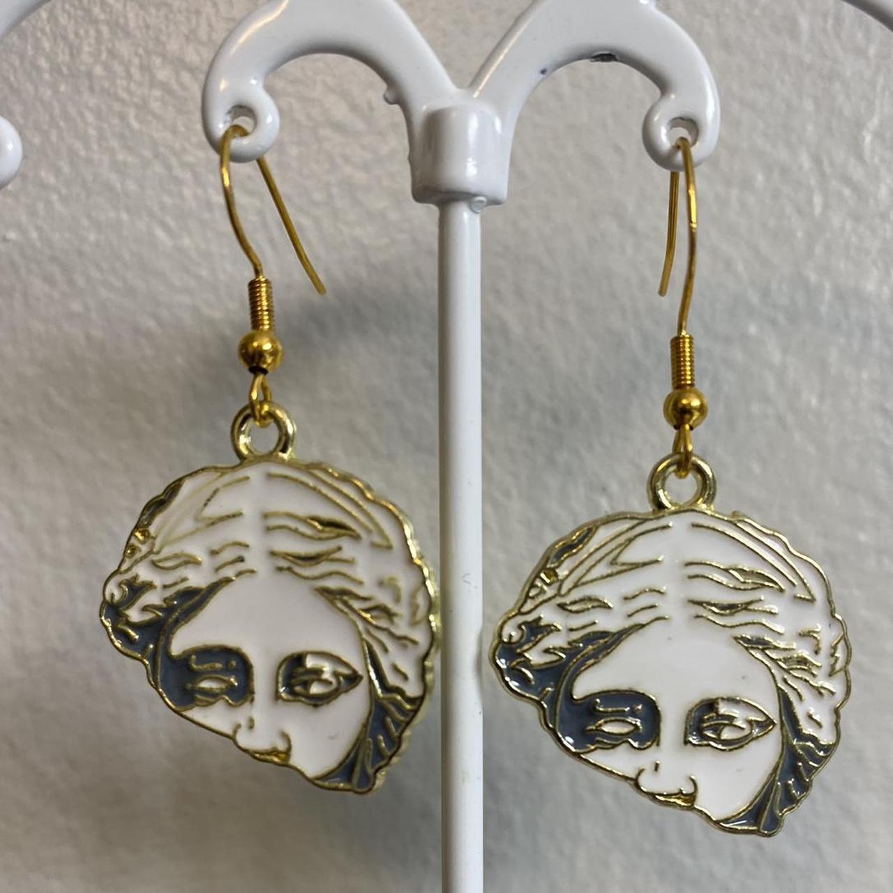 Face Sculpture Earrings → 📏 roughly 1 inch x 1... Depop