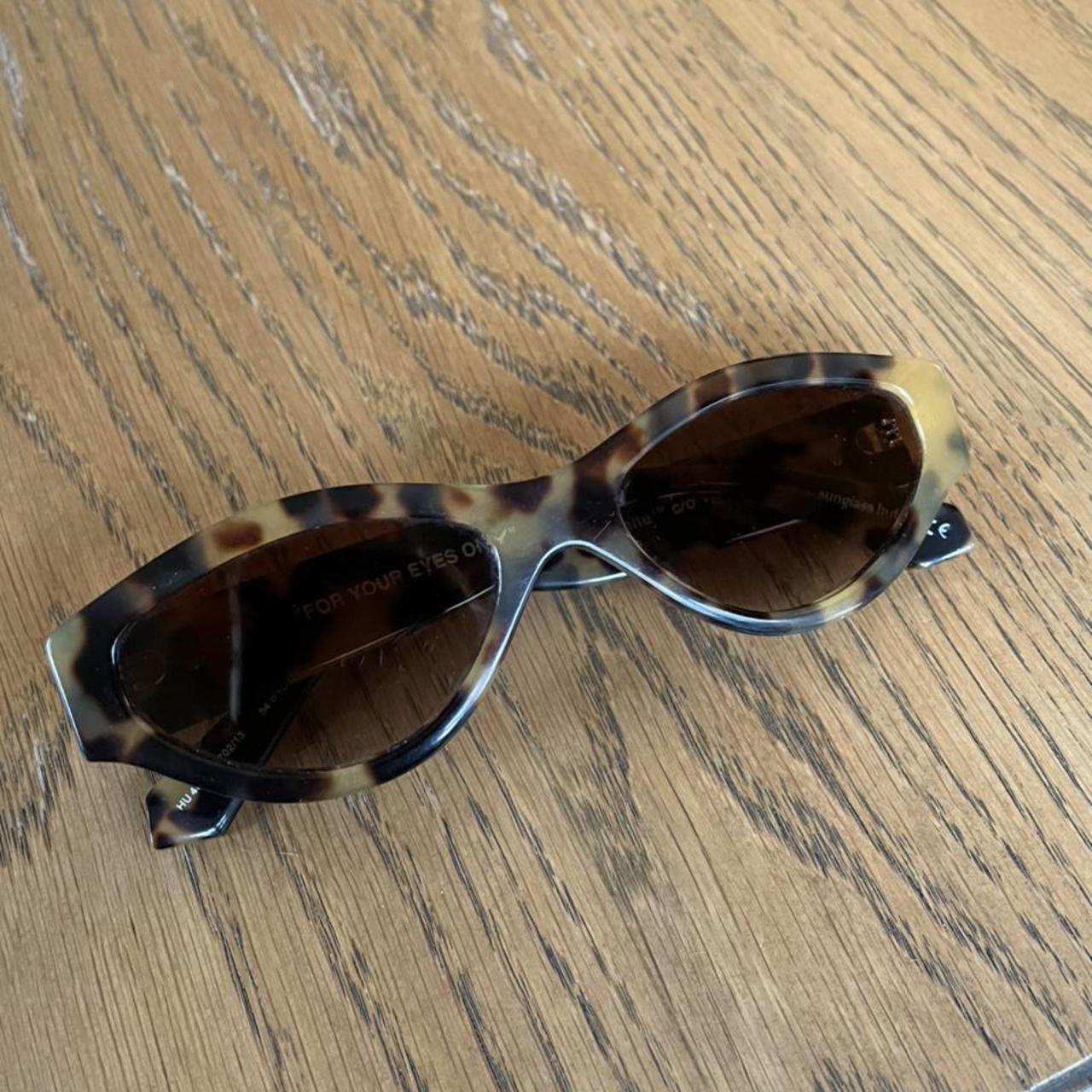 OFF WHITE X SUNGLASS HUT SUNGLASSES - Depop