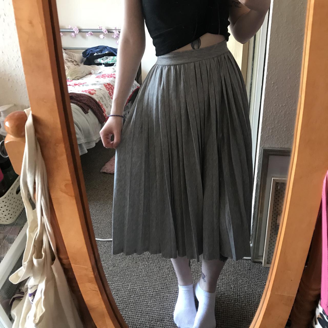 Primark grey pleated skirt best sale