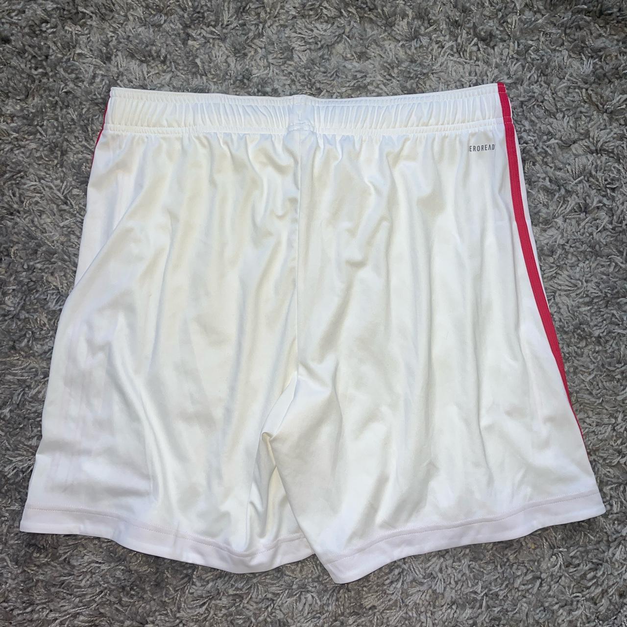 Mens adidas shorts size XL Depop