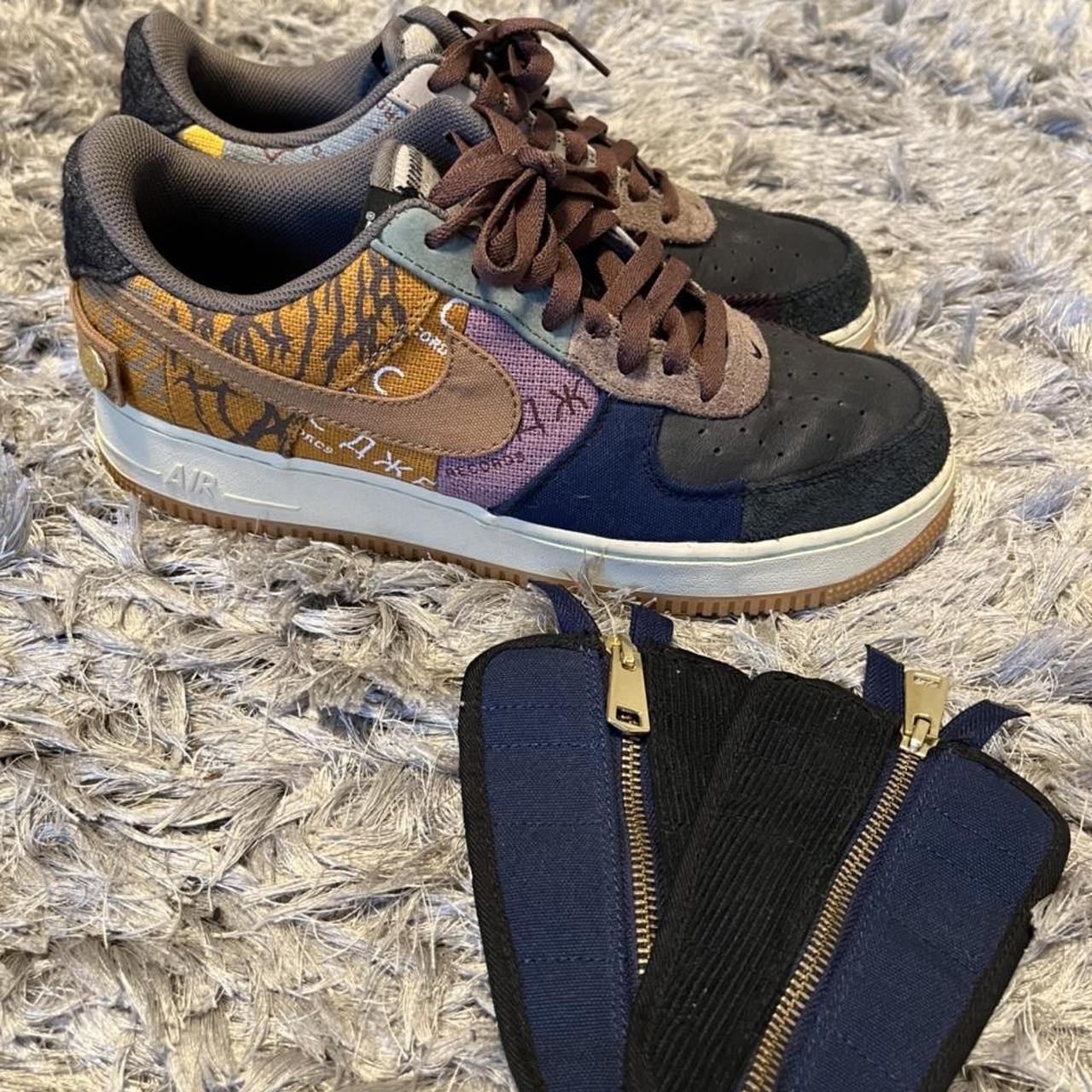 Travis Scott Men's Brown and Navy Trainers | Depop