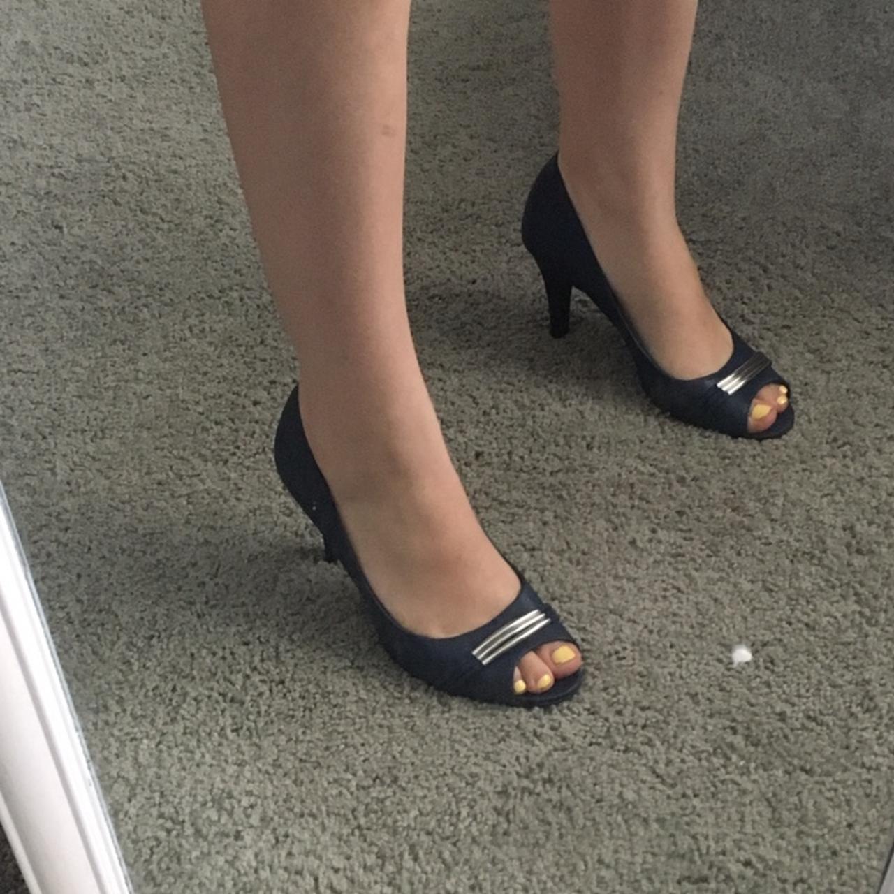 Navy blue high heels from the brand Dexflex Comfort... - Depop